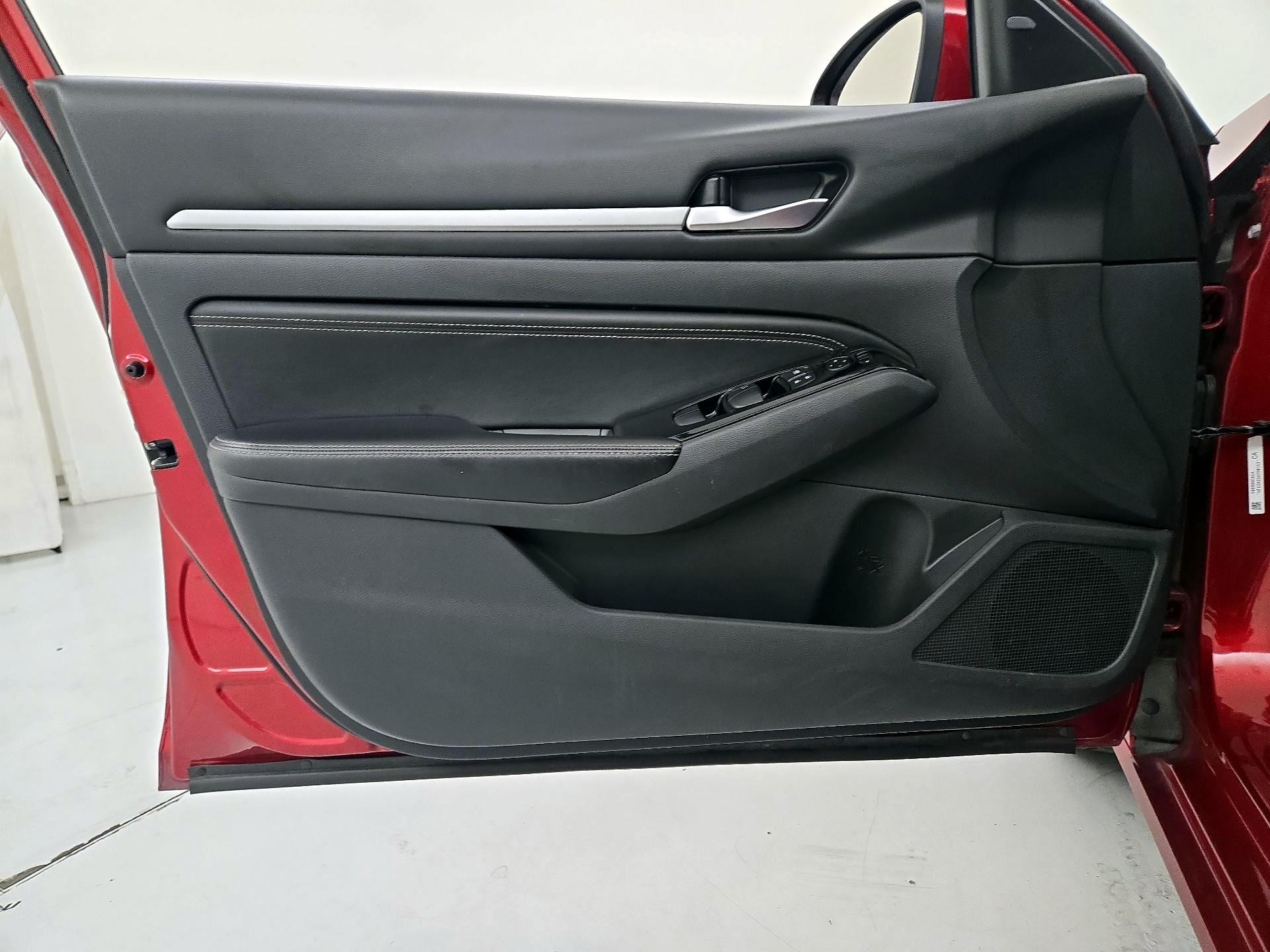 Thumbnail: 2023 Nissan Altima - 12