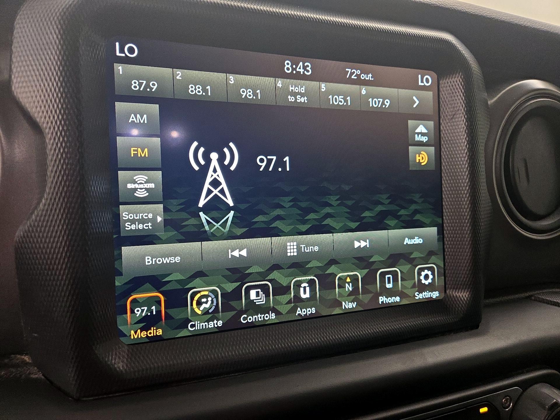 Thumbnail: 2023 Jeep Gladiator - 16