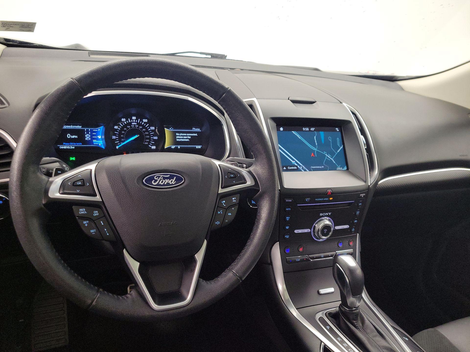 Thumbnail: 2018 Ford Edge - 10