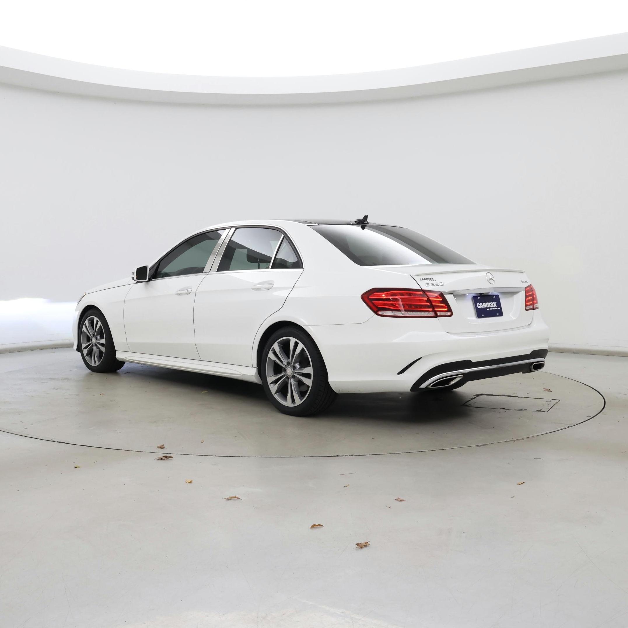 Thumbnail: 2016 Mercedes-Benz E-Class - 2