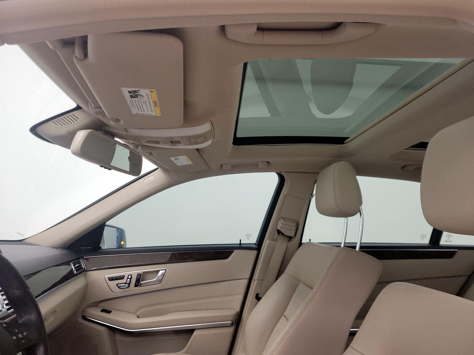 Thumbnail: 2016 Mercedes-Benz E-Class - 20