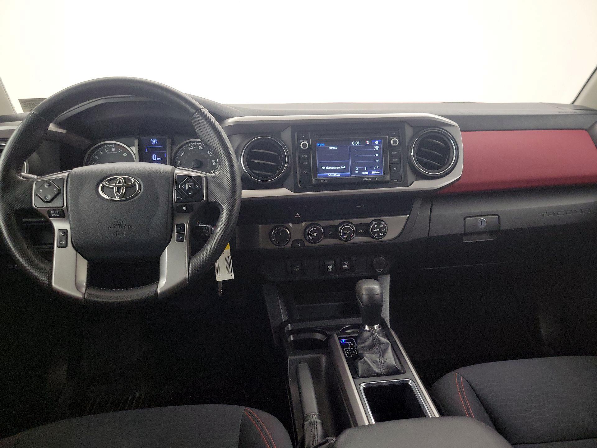 Thumbnail: 2019 Toyota Tacoma - 9