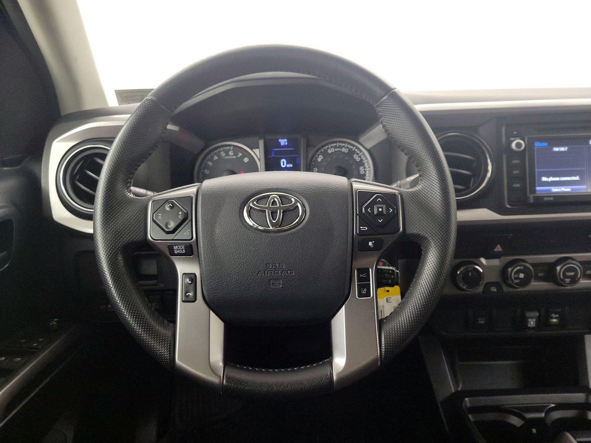 Thumbnail: 2019 Toyota Tacoma - 10