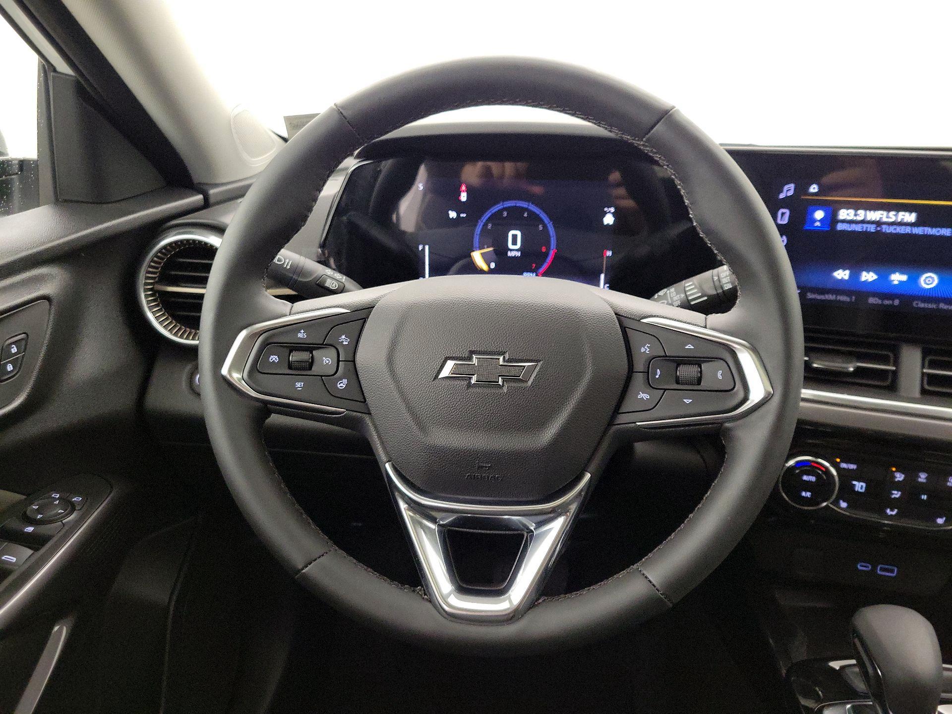 Thumbnail: 2025 Chevrolet Trax - 10