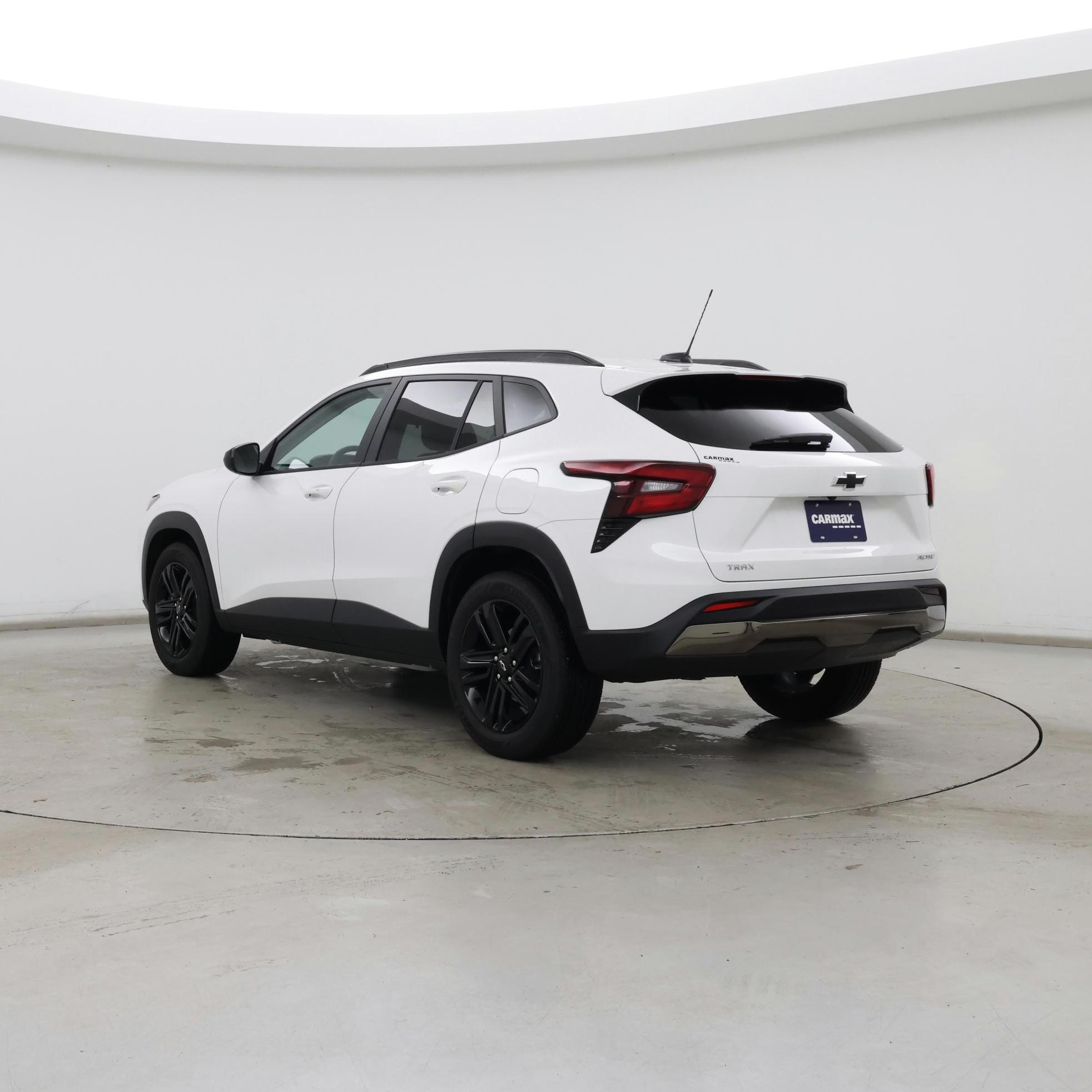 Thumbnail: 2025 Chevrolet Trax - 2