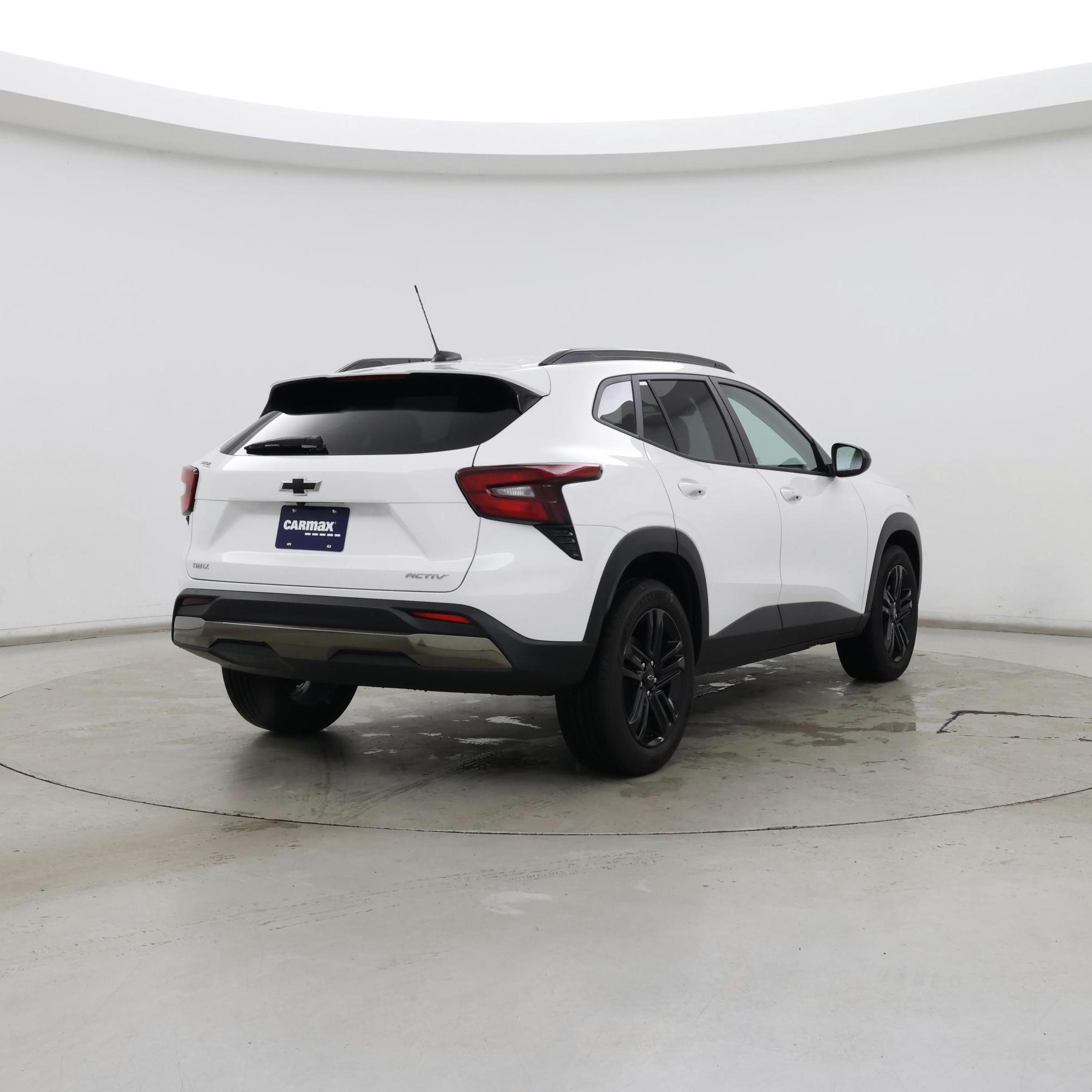 Thumbnail: 2025 Chevrolet Trax - 8