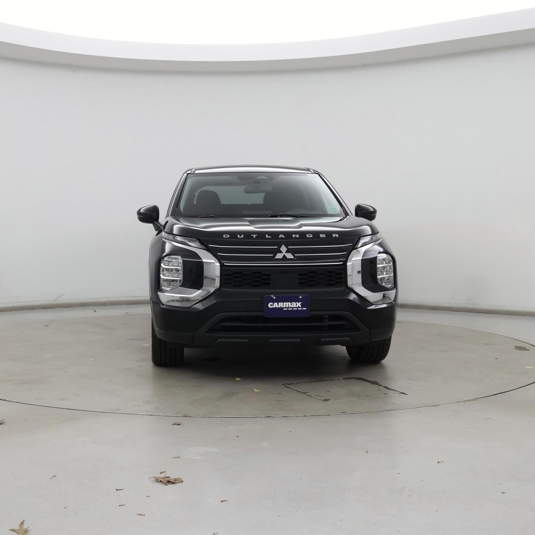 Thumbnail: 2022 Mitsubishi Outlander - 5