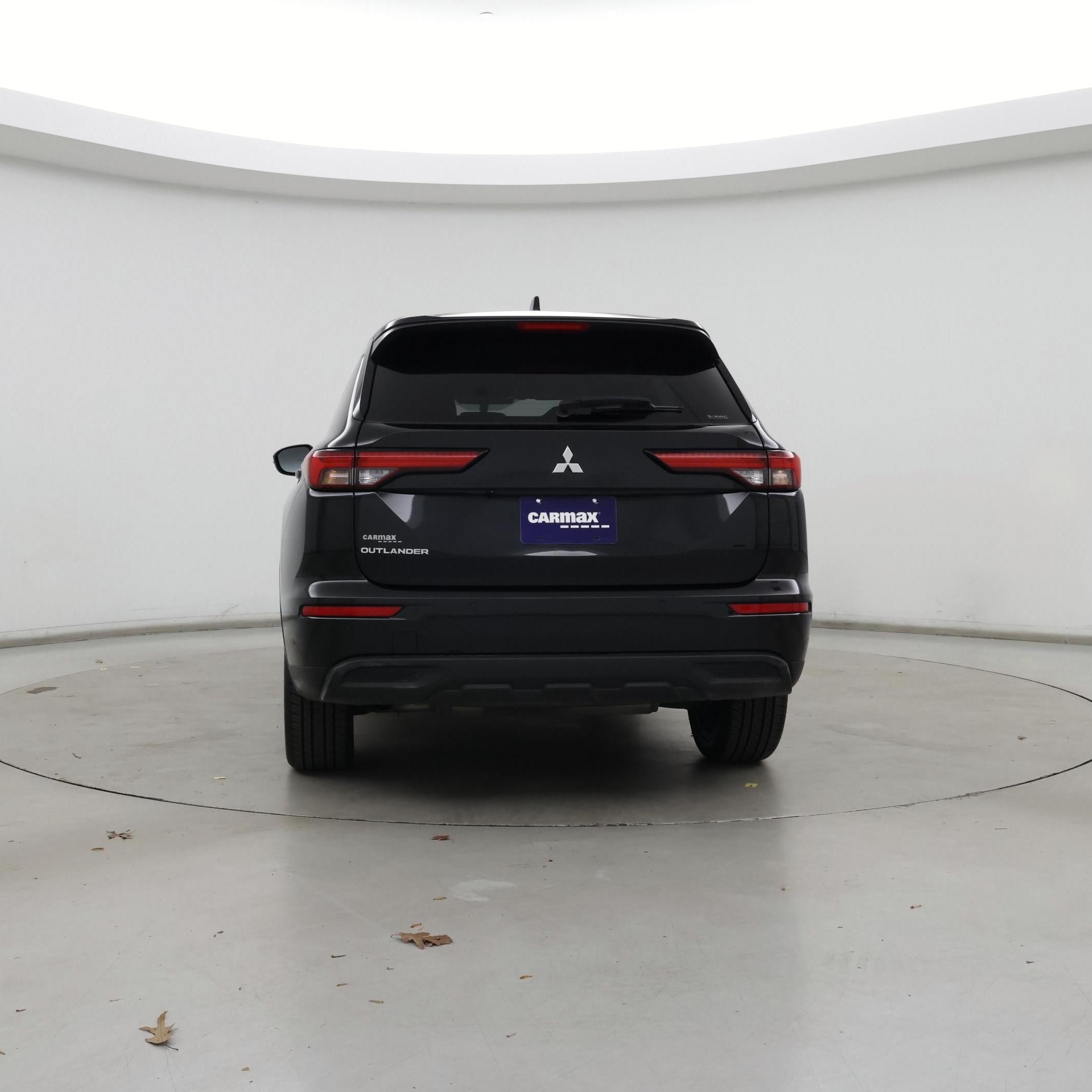 Thumbnail: 2022 Mitsubishi Outlander - 6