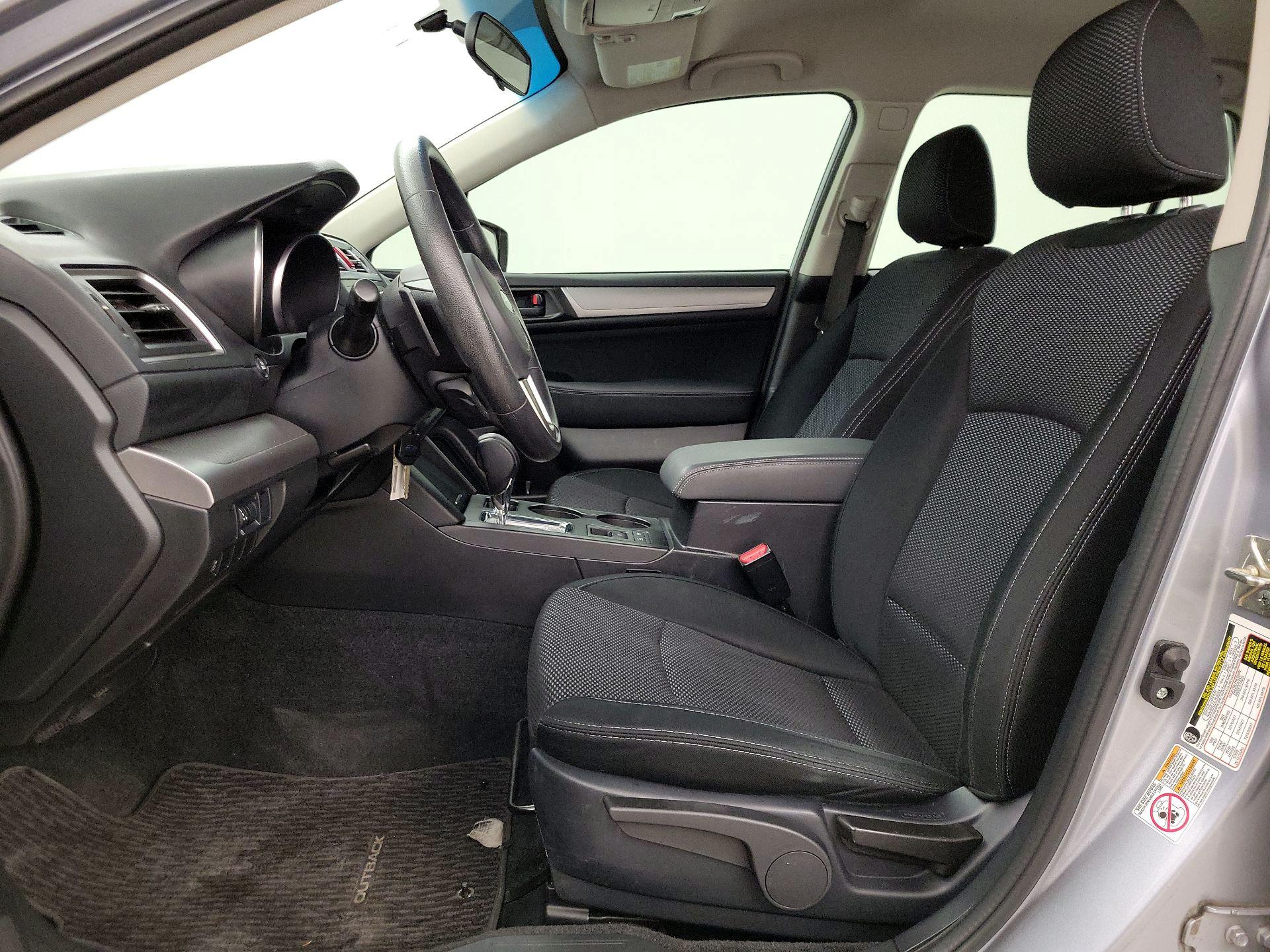 Thumbnail: 2015 Subaru Outback - 11