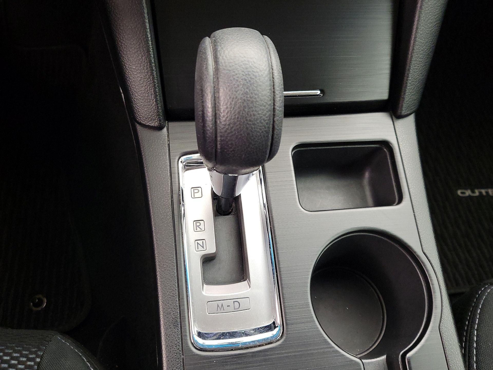 Thumbnail: 2015 Subaru Outback - 17