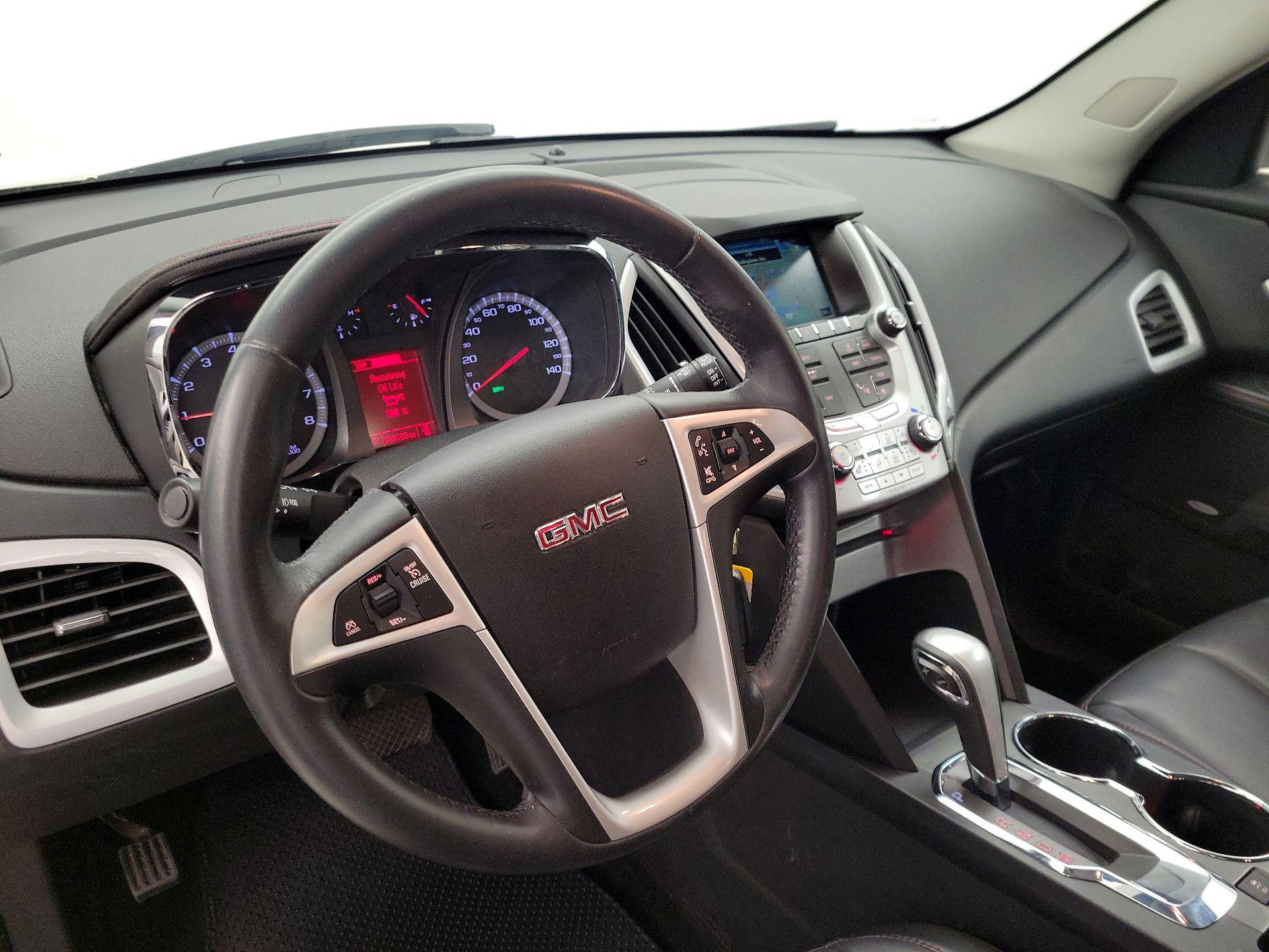 Thumbnail: 2015 GMC Terrain - 9