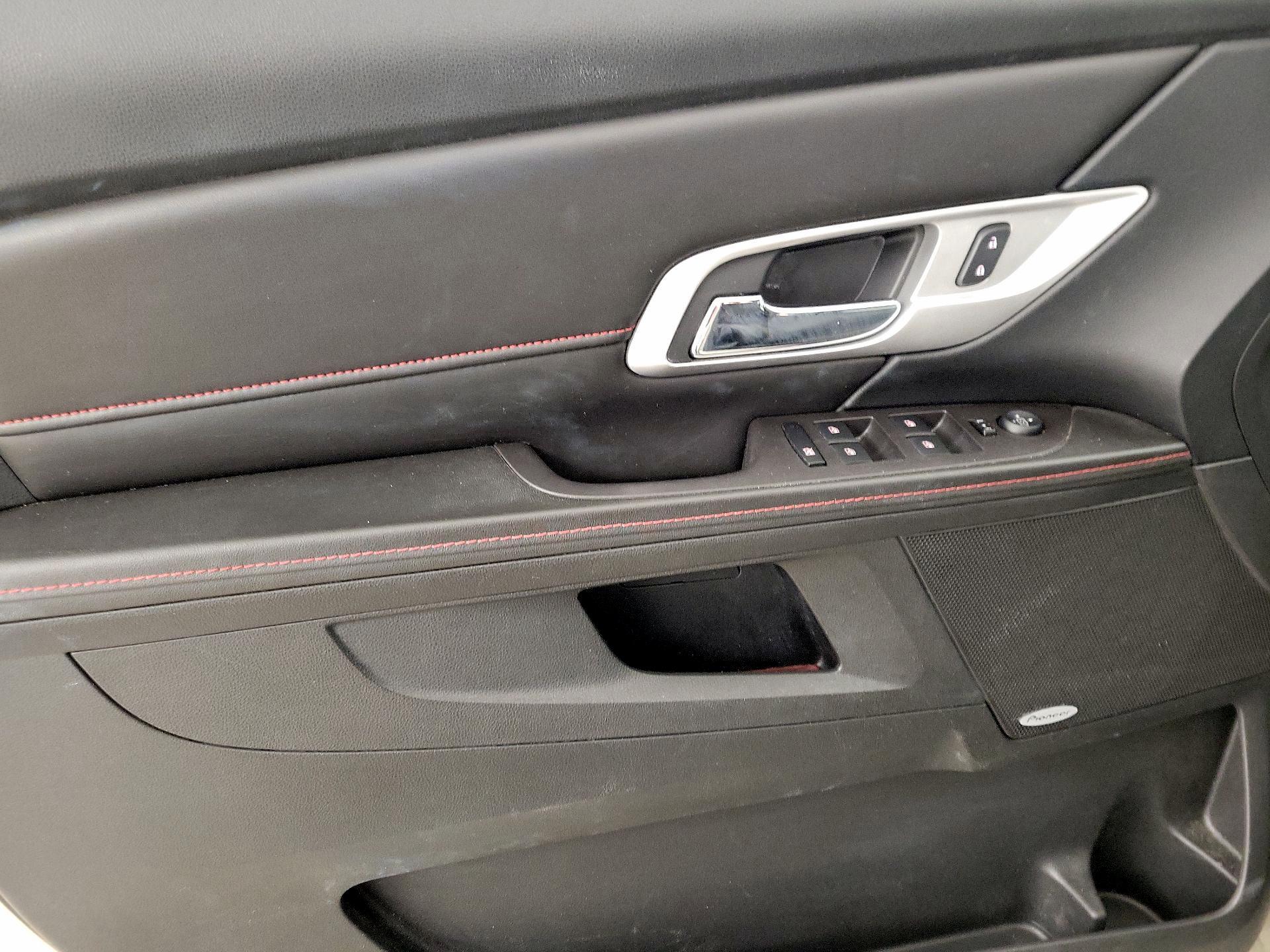 Thumbnail: 2015 GMC Terrain - 12