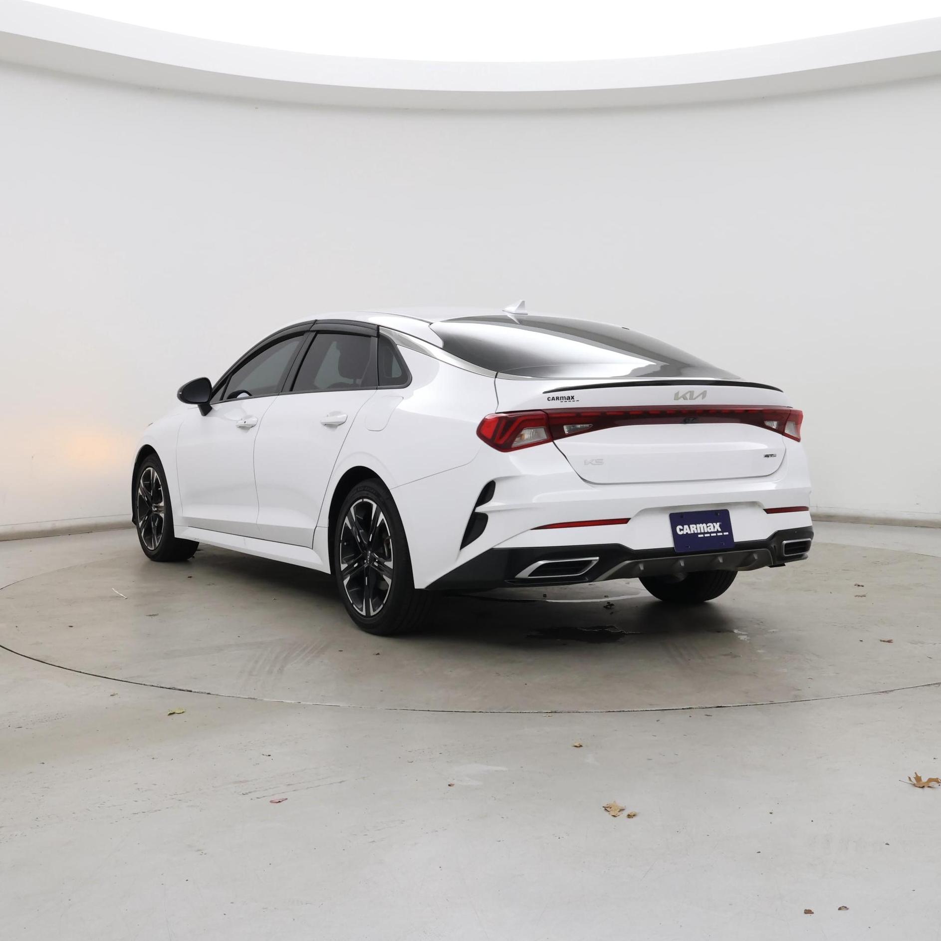 Thumbnail: 2023 Kia K5 - 2