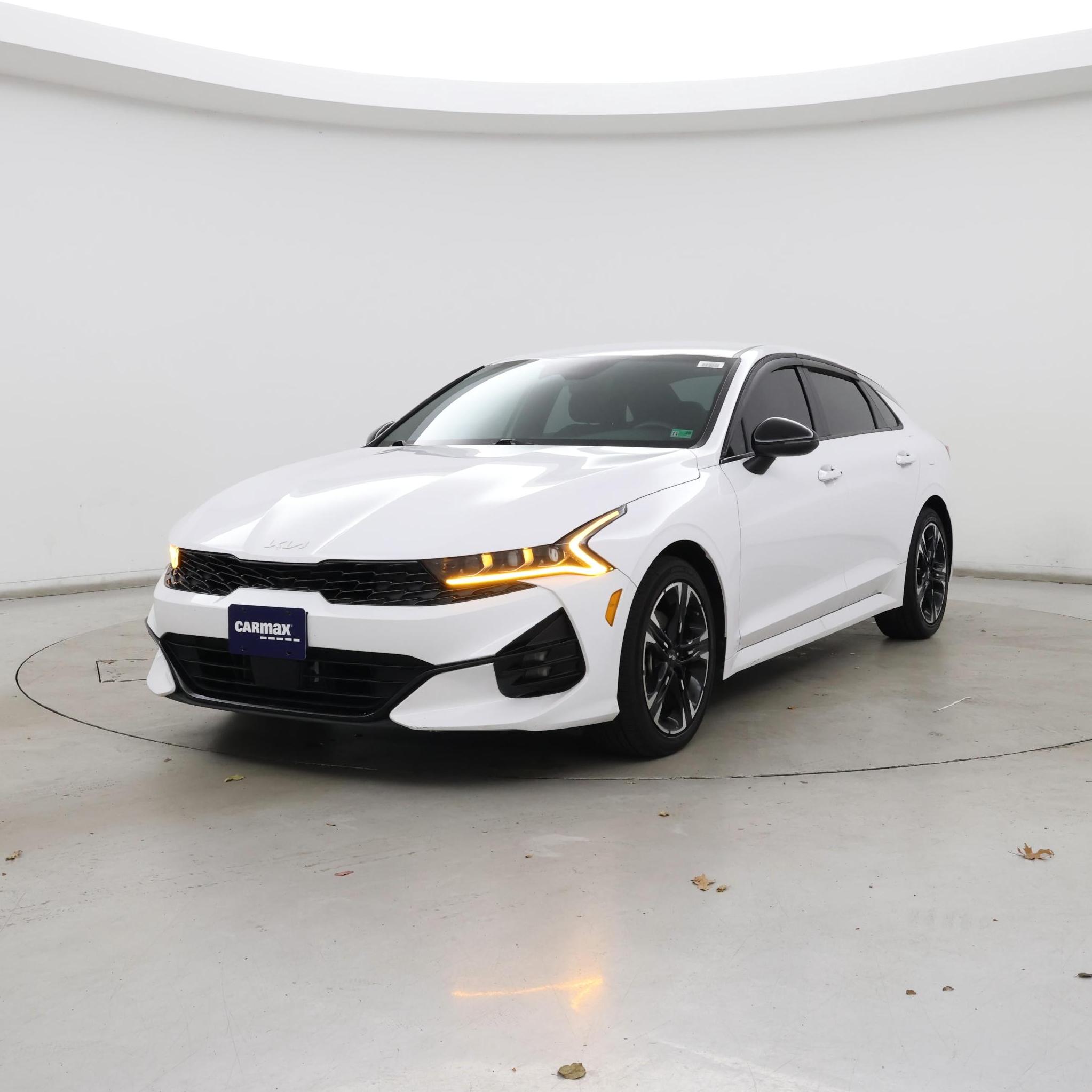 Thumbnail: 2023 Kia K5 - 4