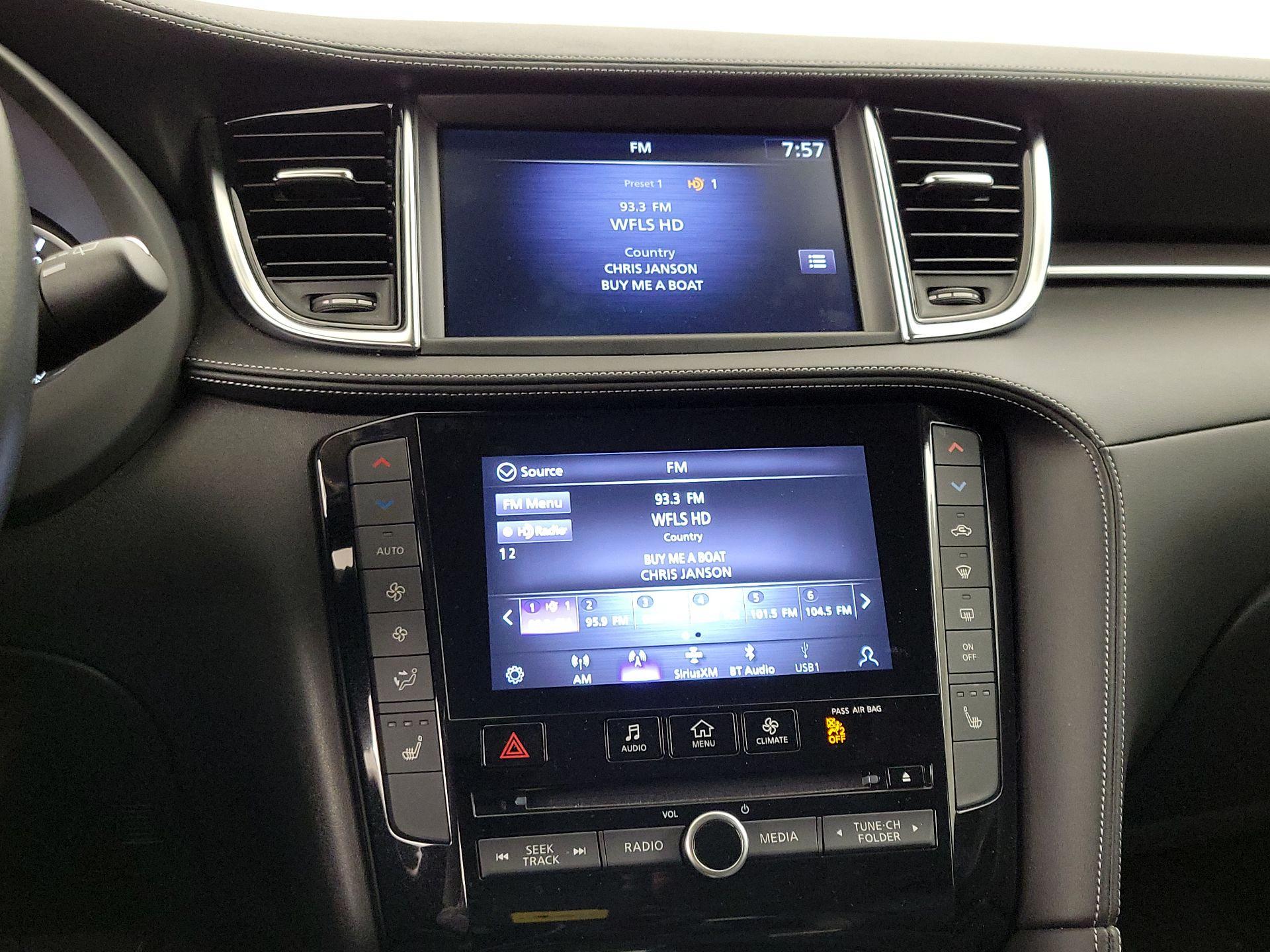 Thumbnail: 2023 INFINITI QX50 - 15