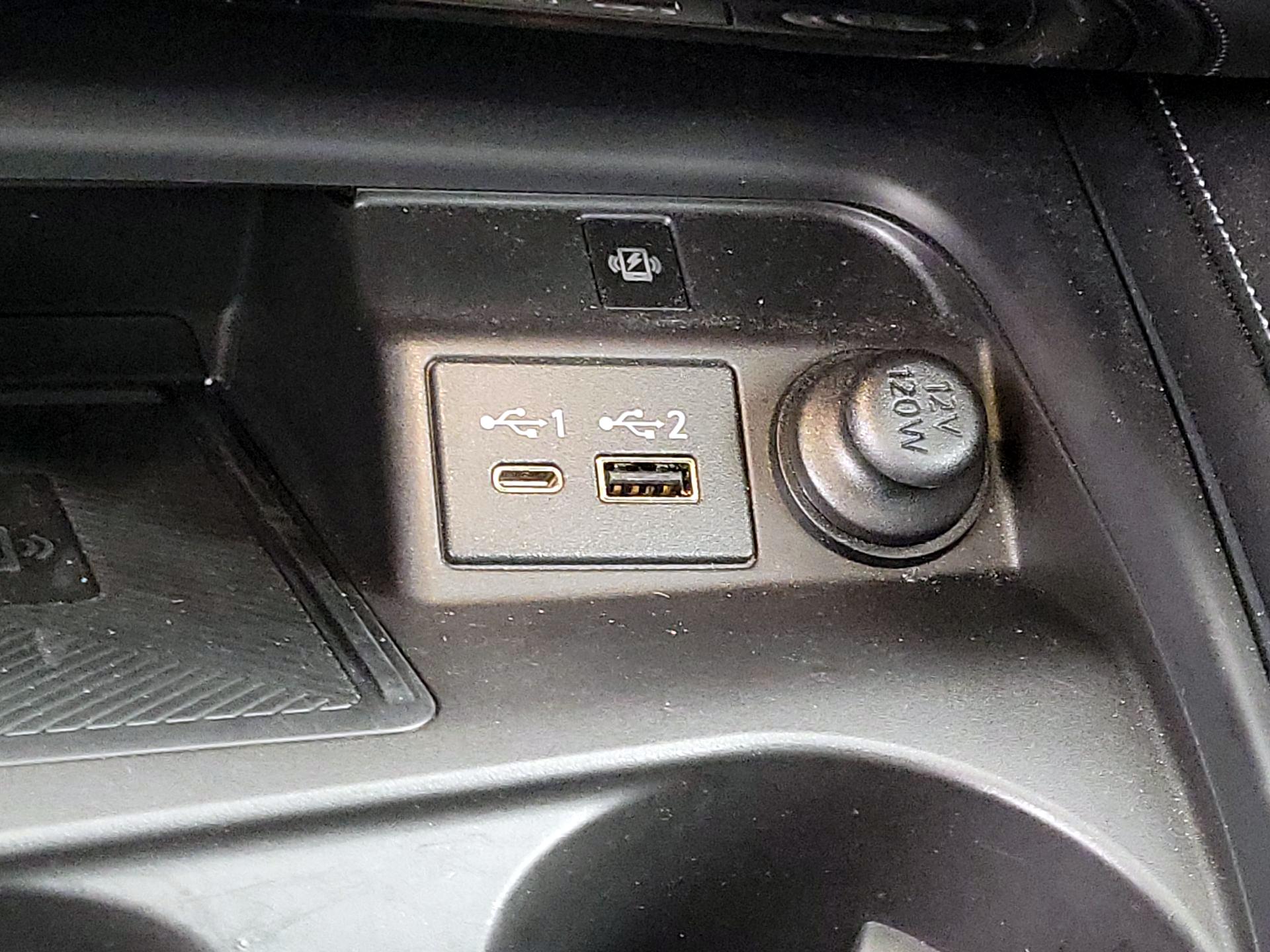 Thumbnail: 2023 INFINITI QX50 - 18