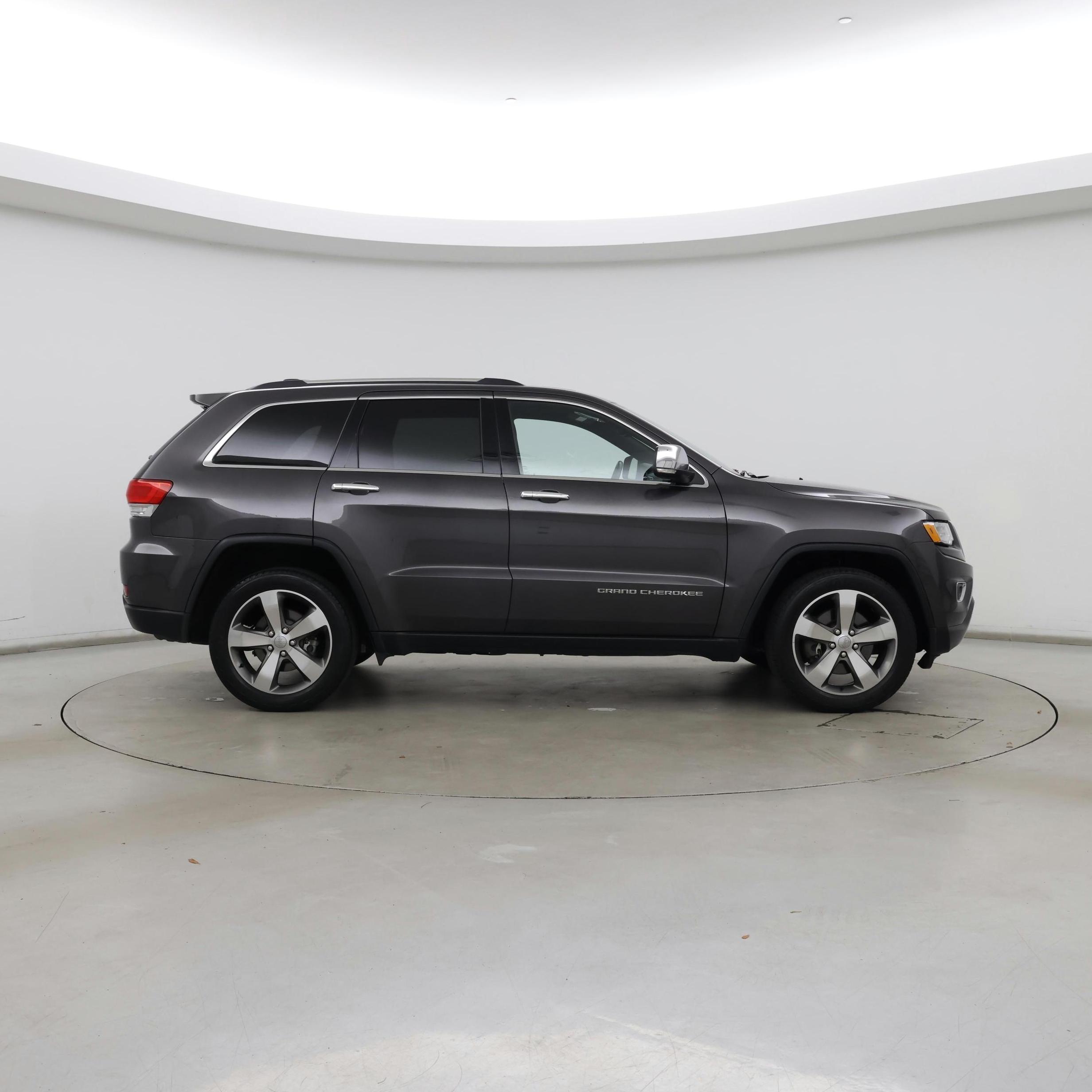 Thumbnail: 2015 Jeep Grand Cherokee - 7