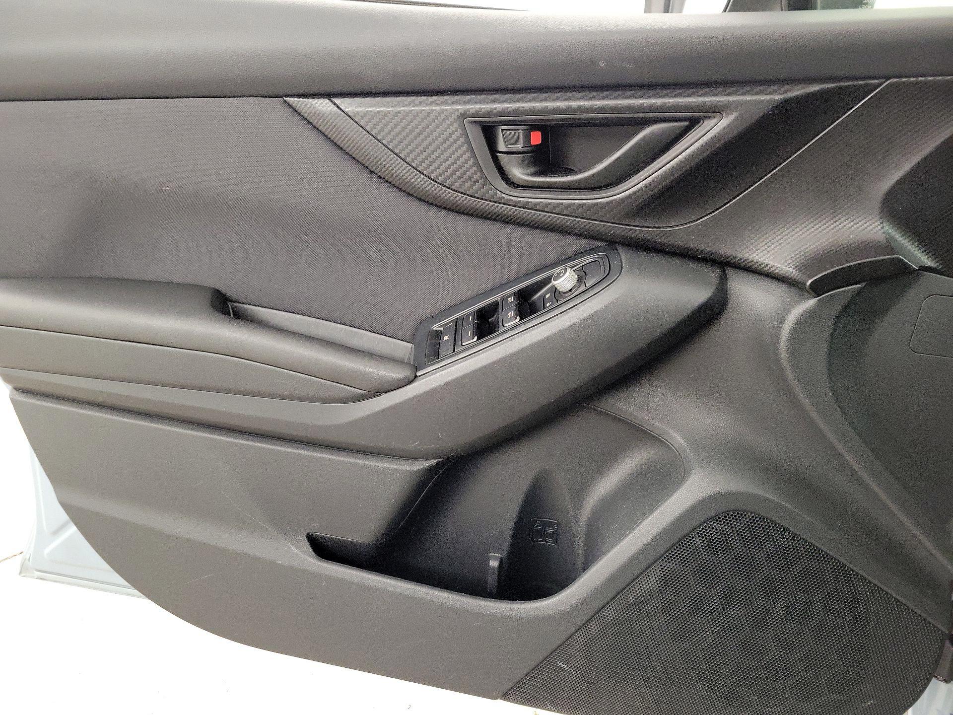 Thumbnail: 2020 Subaru Crosstrek - 12