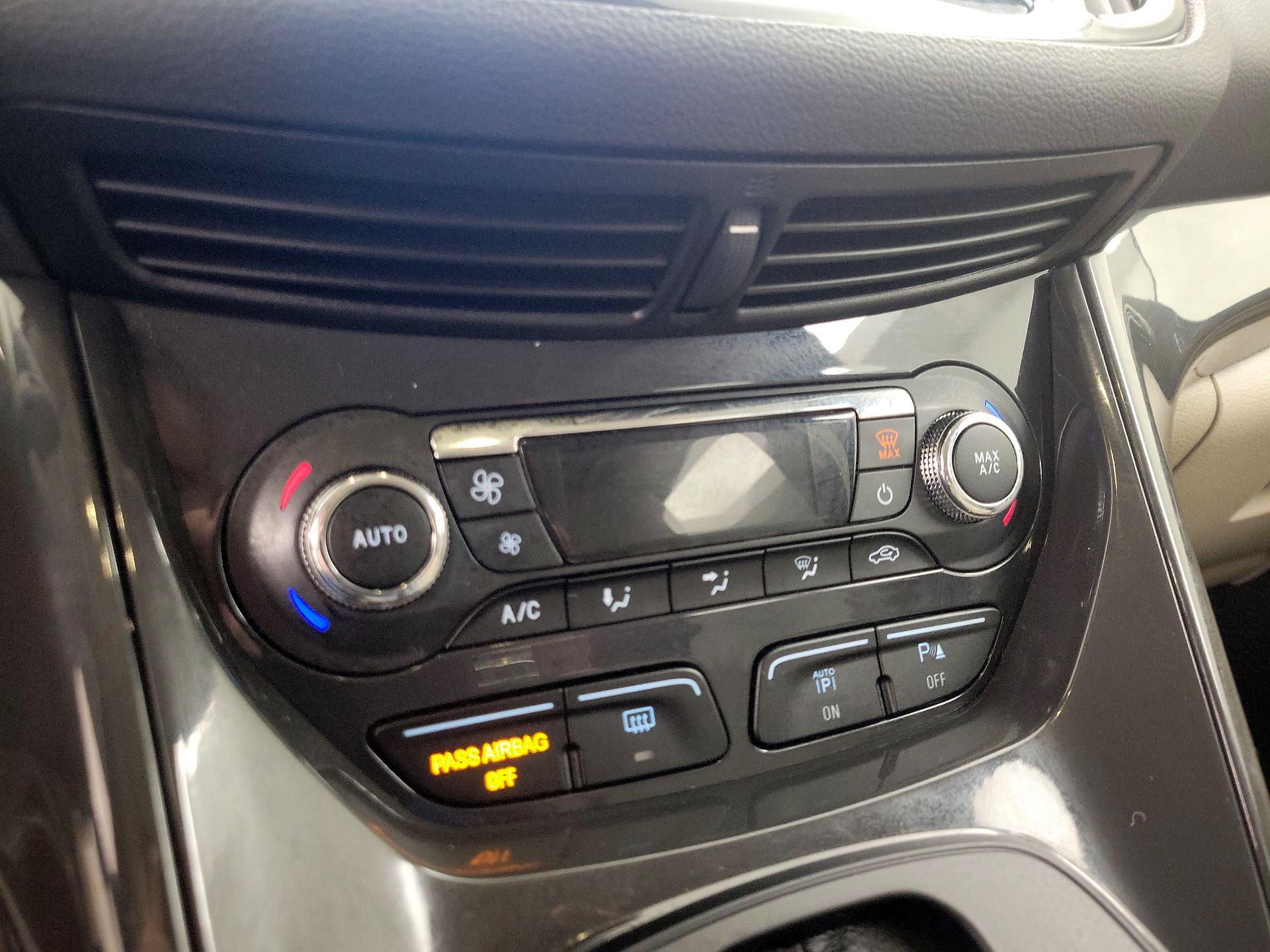 Thumbnail: 2016 Ford Escape - 17