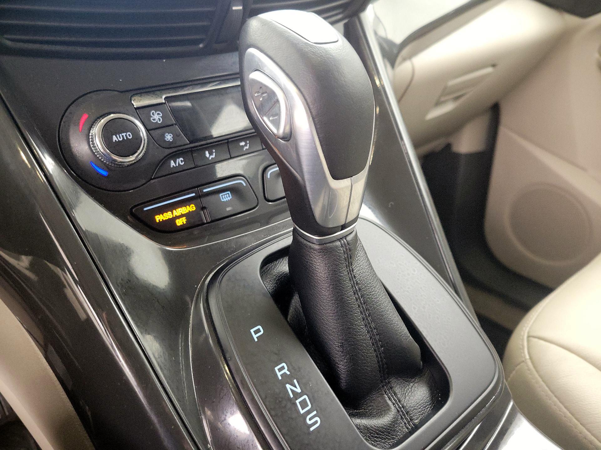 Thumbnail: 2016 Ford Escape - 18