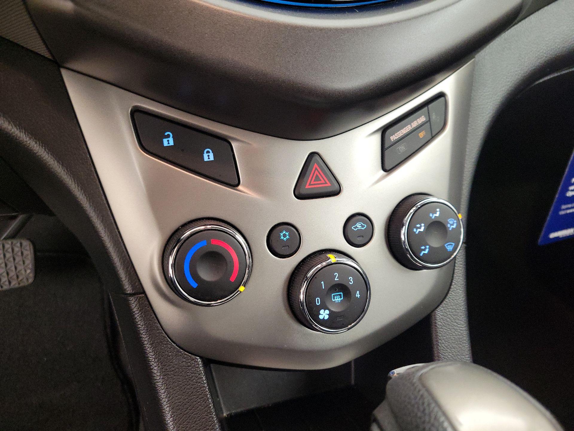 Thumbnail: 2015 Chevrolet Sonic - 15