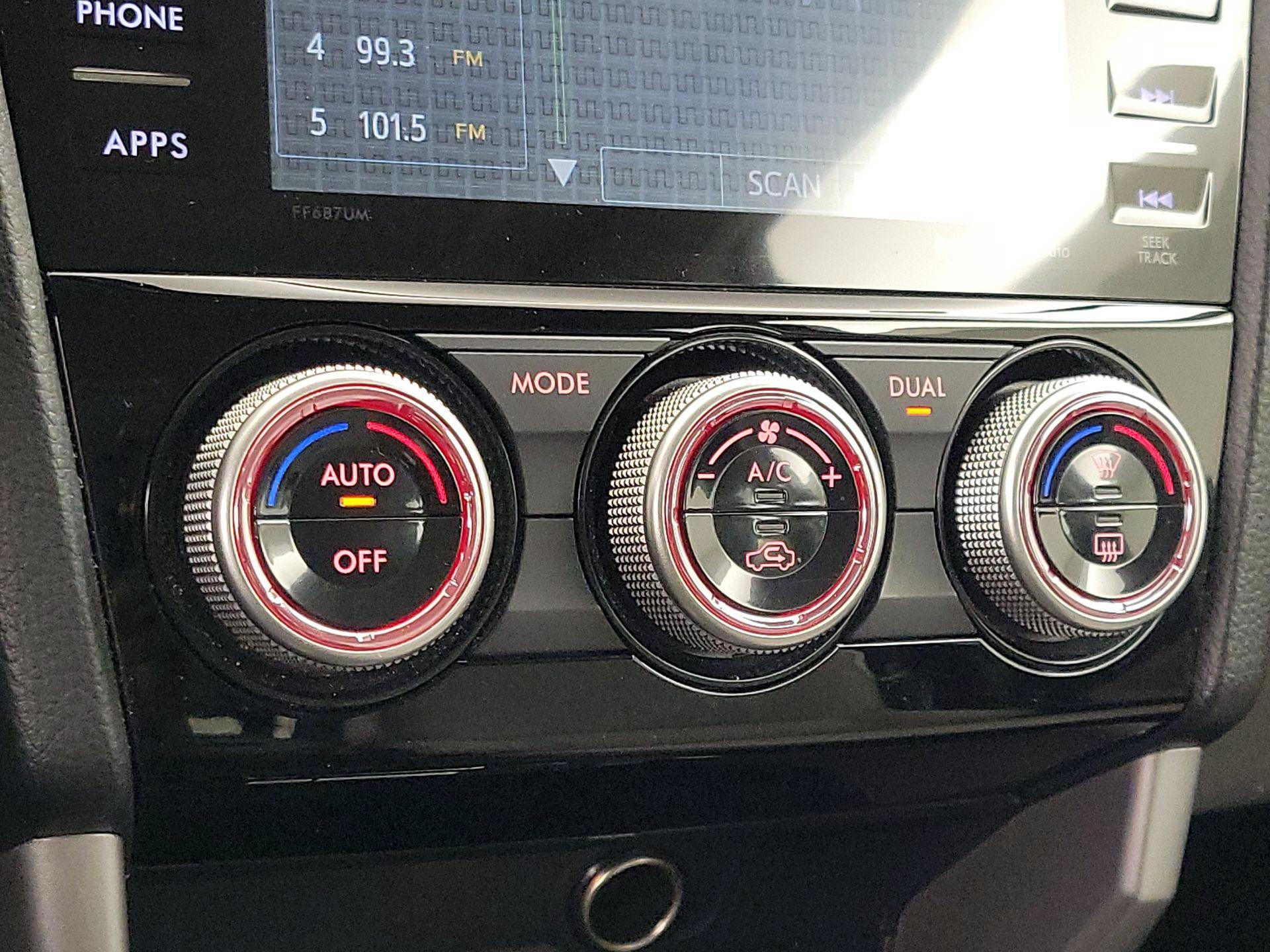 Thumbnail: 2016 Subaru Forester - 16