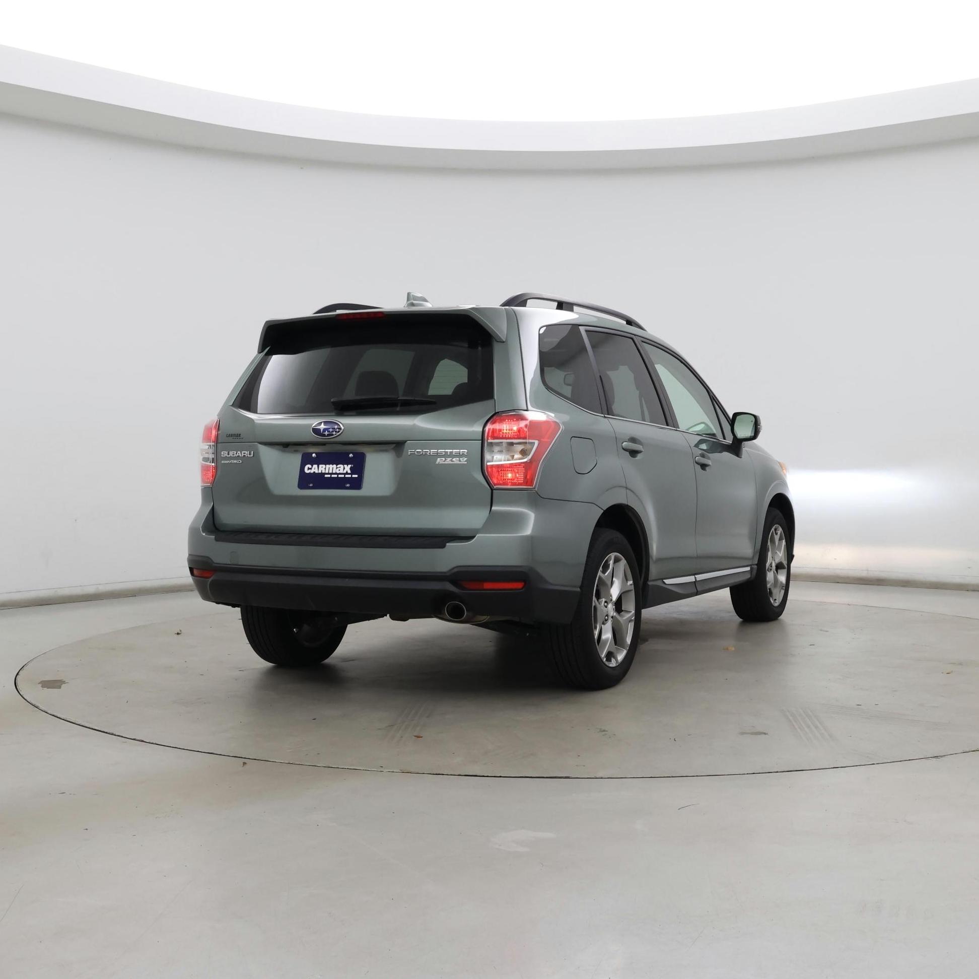 Thumbnail: 2016 Subaru Forester - 8