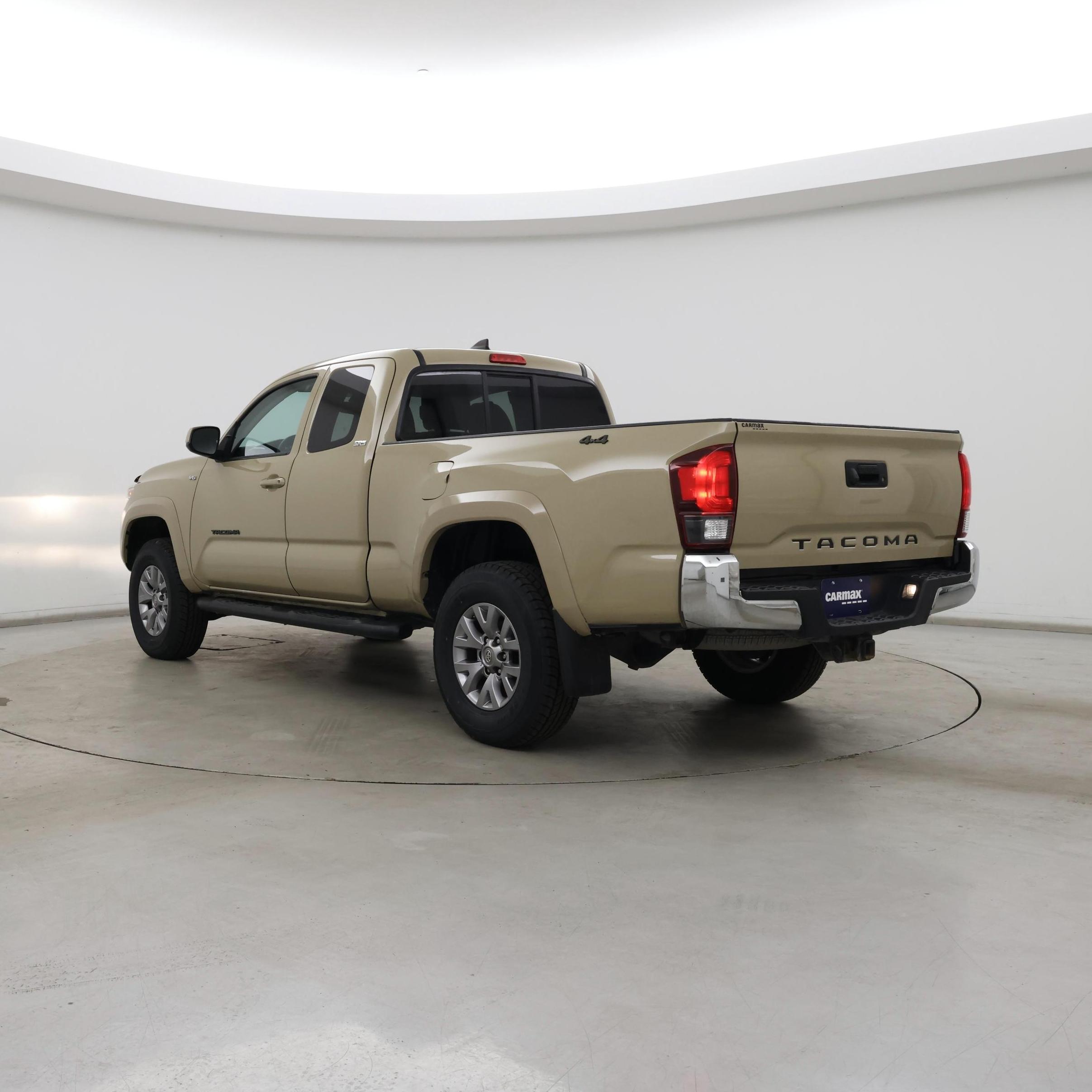 Thumbnail: 2018 Toyota Tacoma - 2