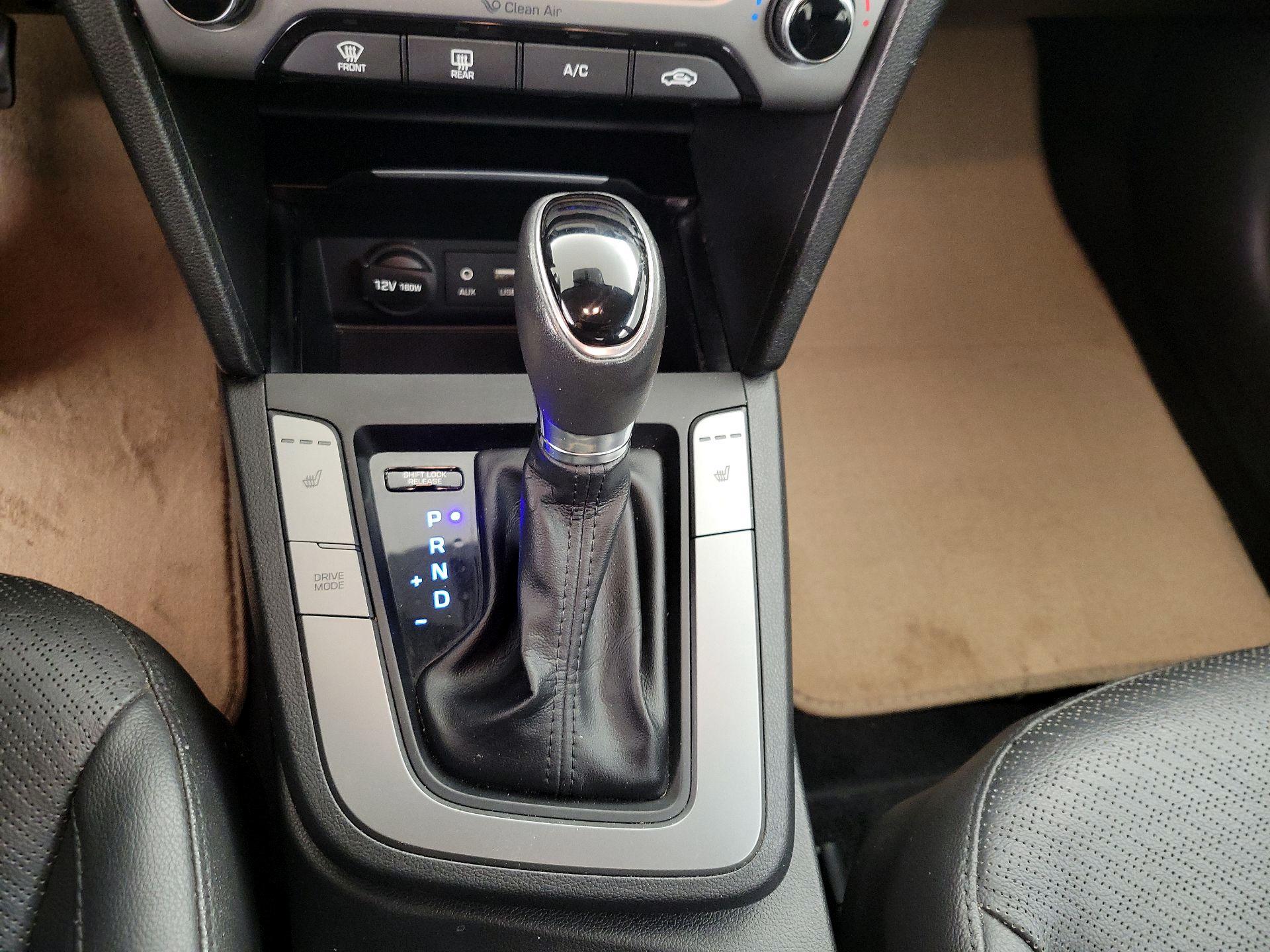 Thumbnail: 2017 Hyundai Elantra - 17