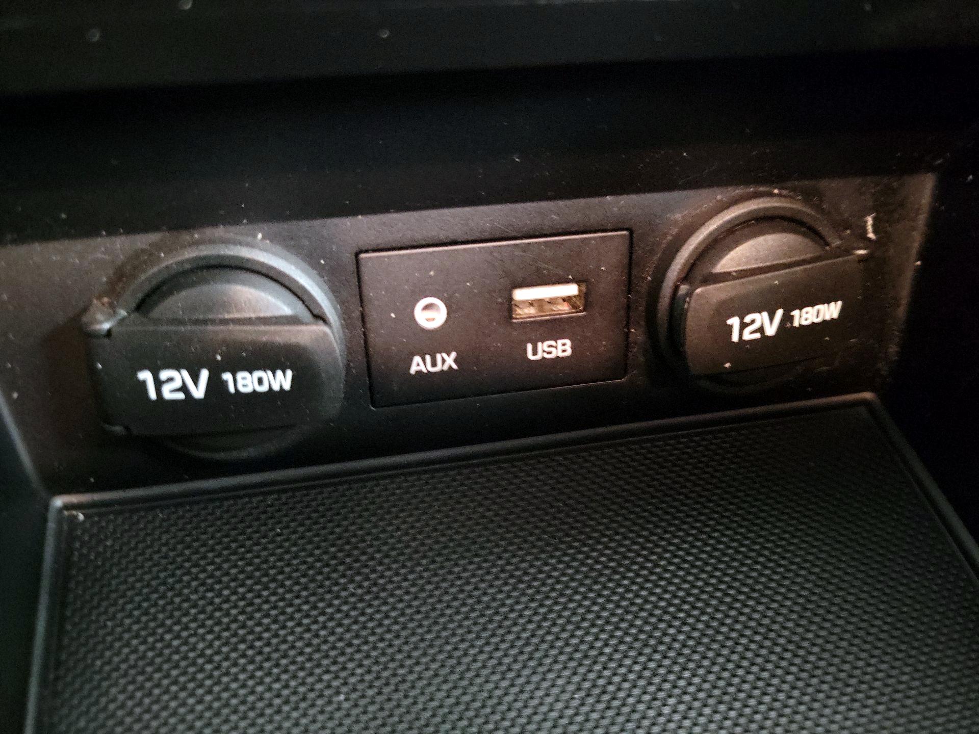 Thumbnail: 2017 Hyundai Elantra - 18