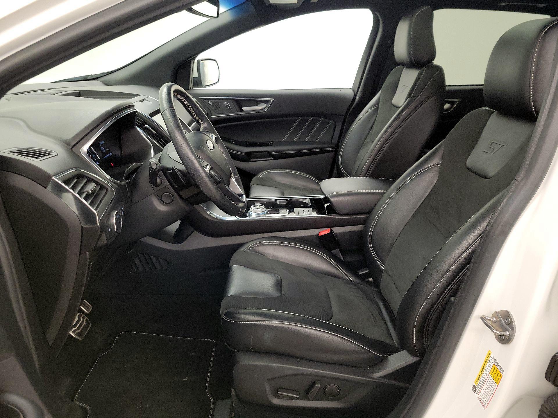 Thumbnail: 2020 Ford Edge - 11