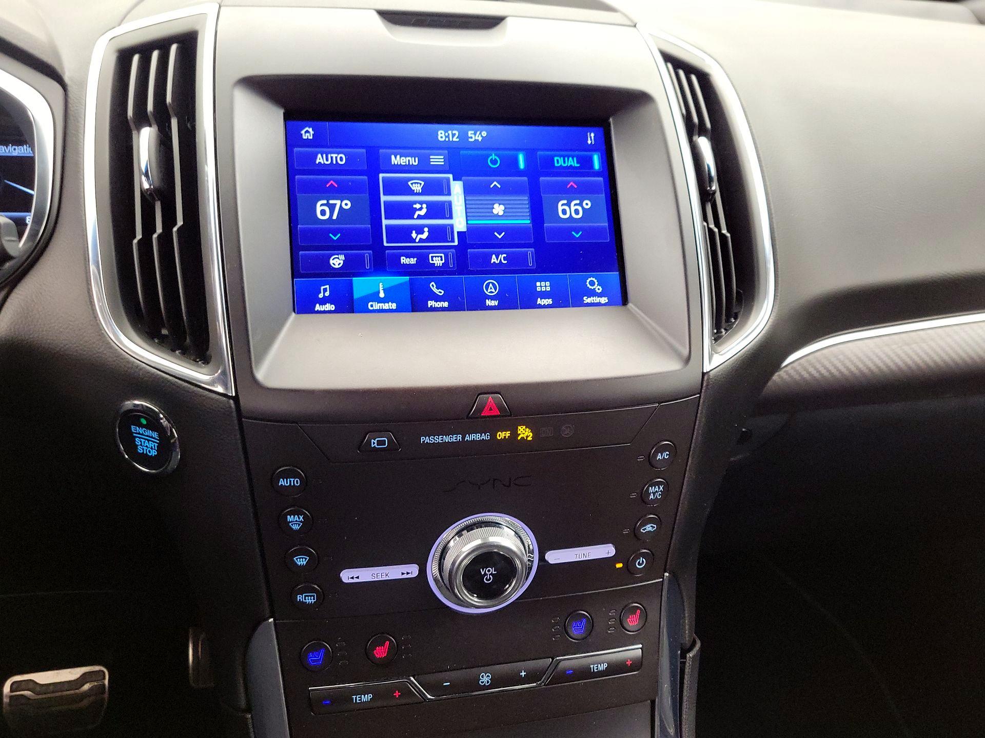 Thumbnail: 2020 Ford Edge - 17