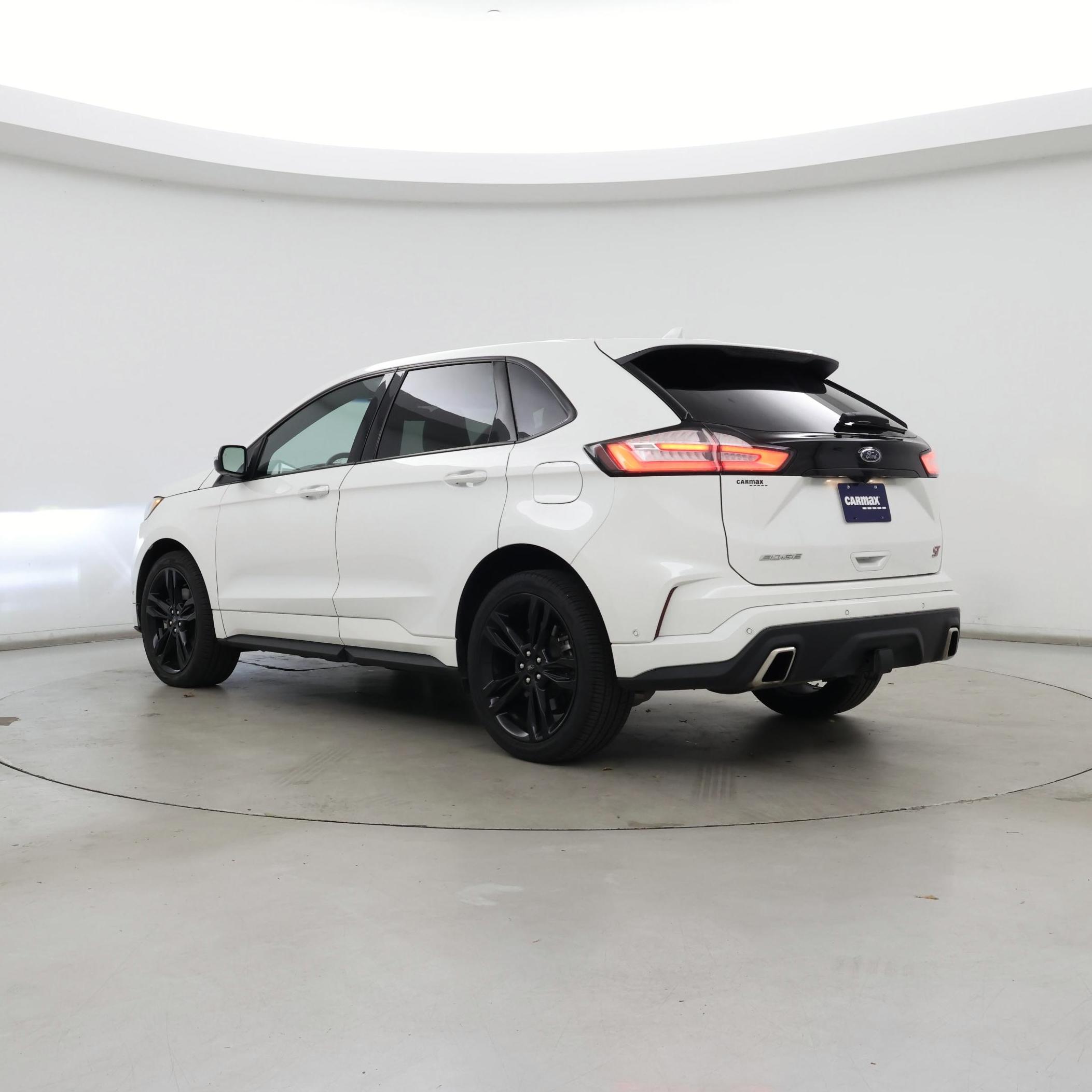 Thumbnail: 2020 Ford Edge - 2