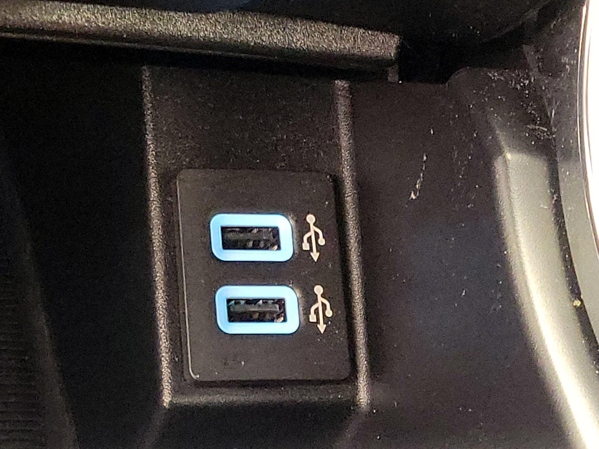 Thumbnail: 2020 Ford Edge - 19