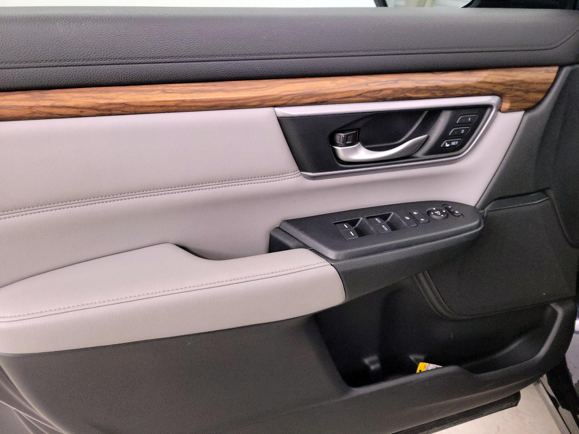 Thumbnail: 2017 Honda CR-V - 12