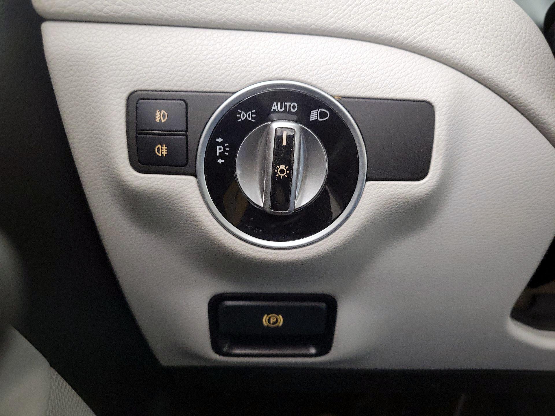 Thumbnail: 2019 Mercedes-Benz GLA - 13