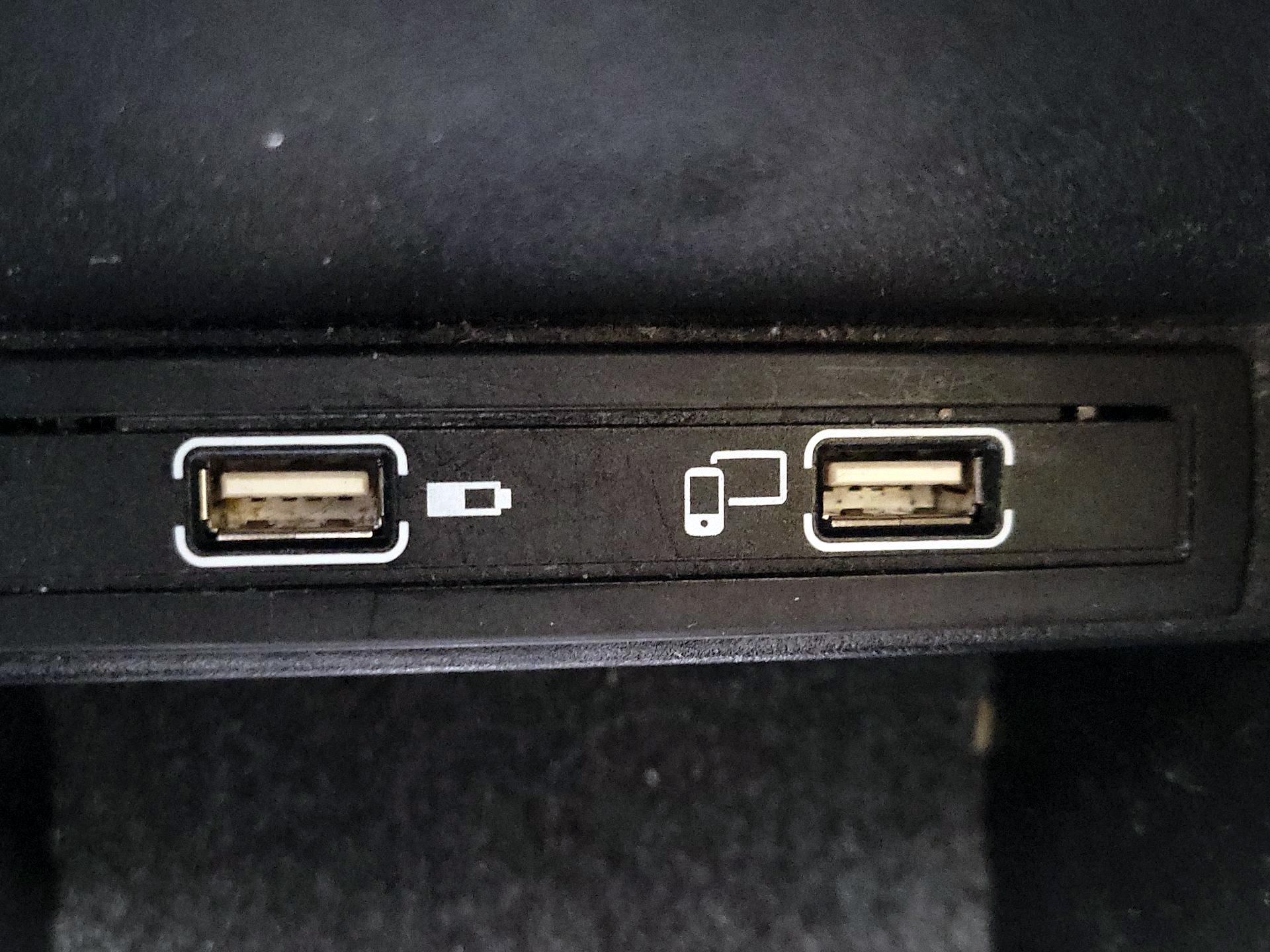 Thumbnail: 2019 Mercedes-Benz GLA - 18