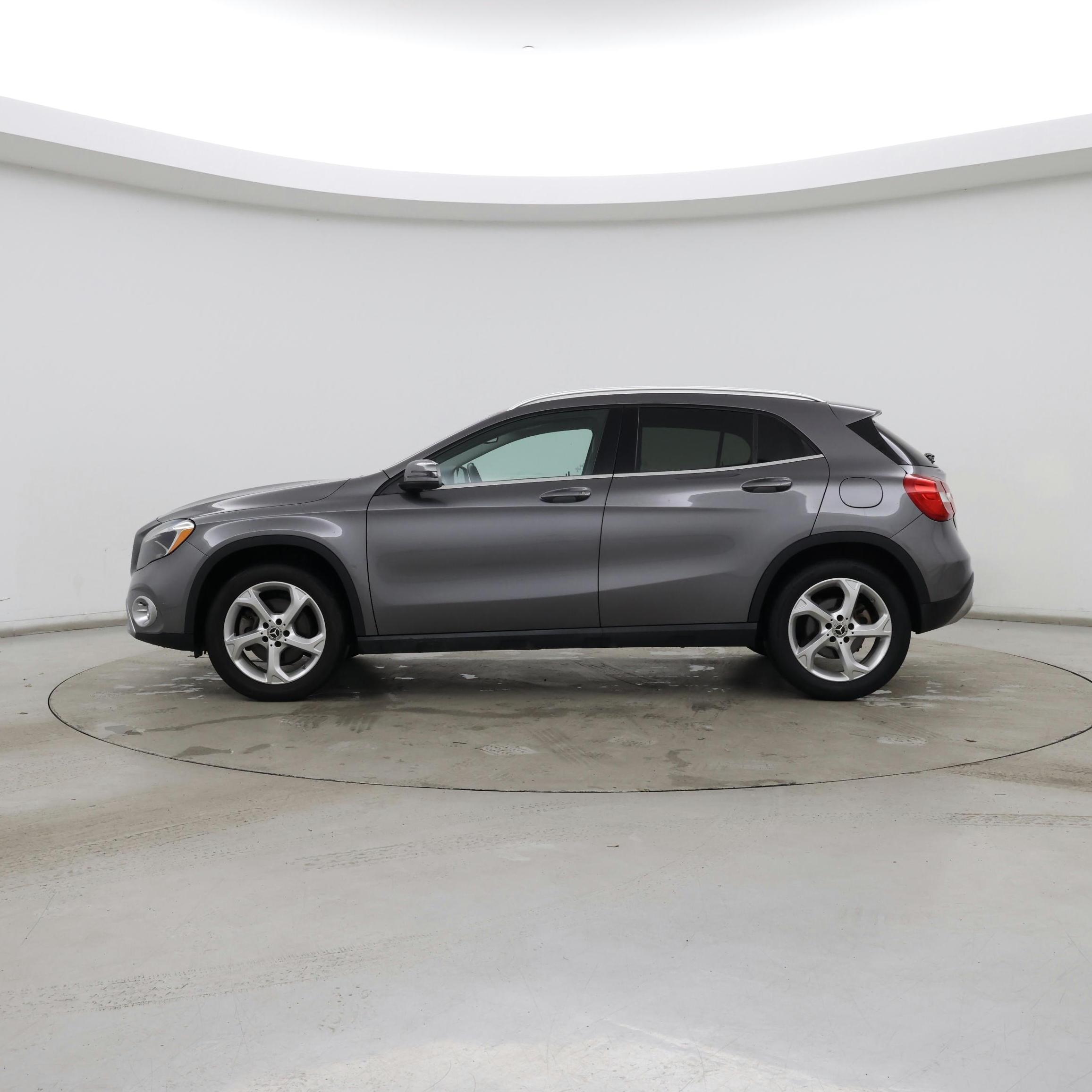 Thumbnail: 2019 Mercedes-Benz GLA - 3