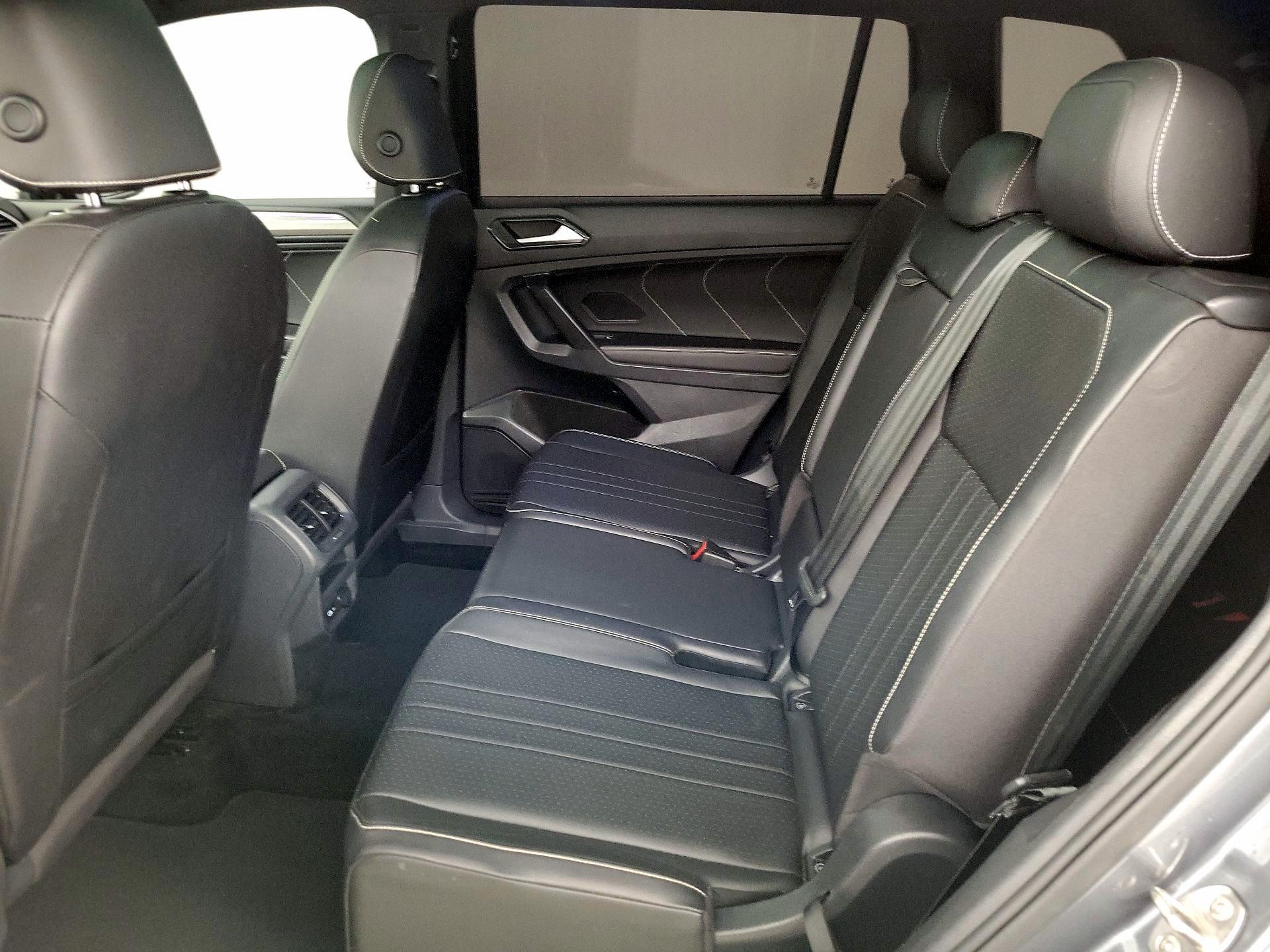 Thumbnail: 2022 Volkswagen Tiguan - 20