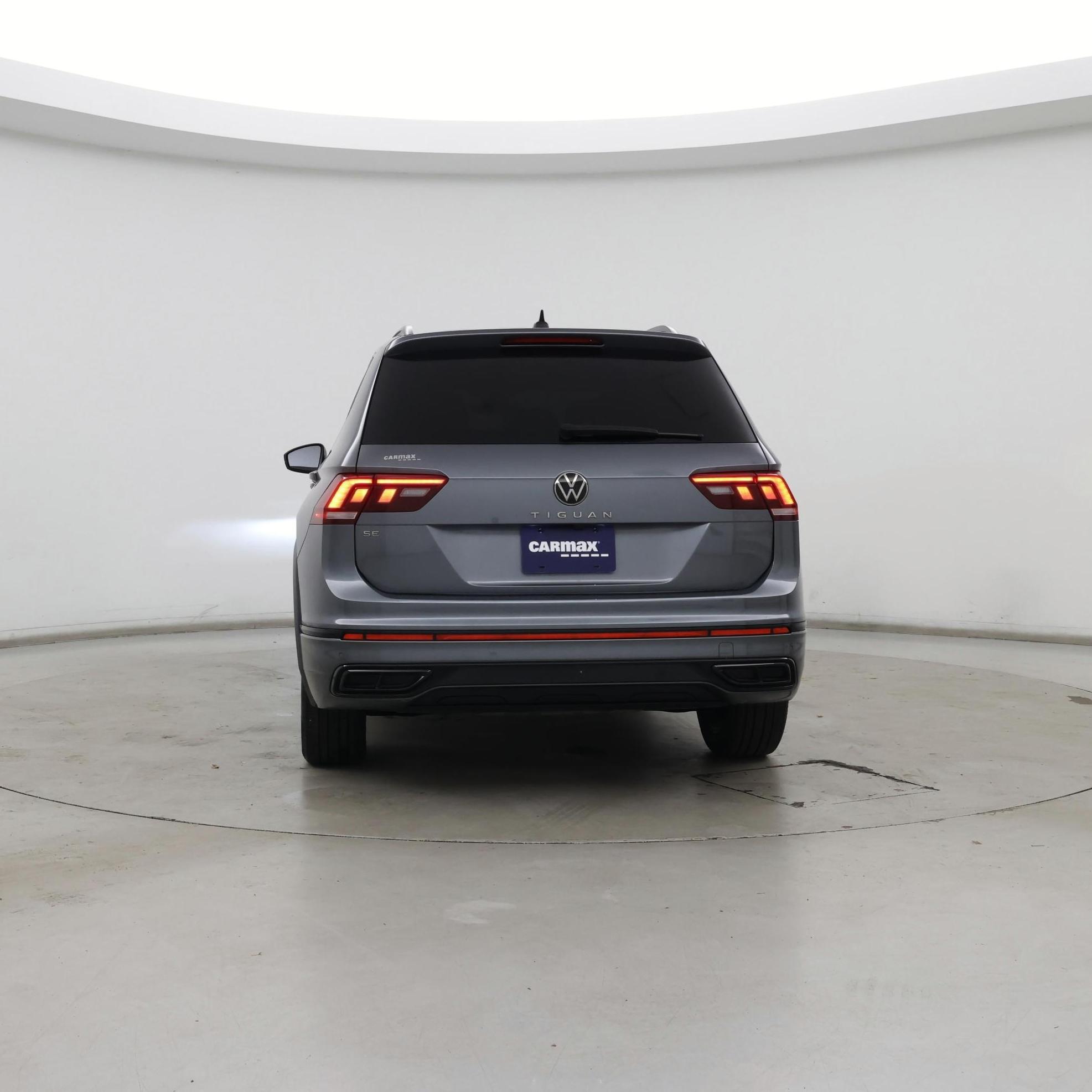 Thumbnail: 2022 Volkswagen Tiguan - 6