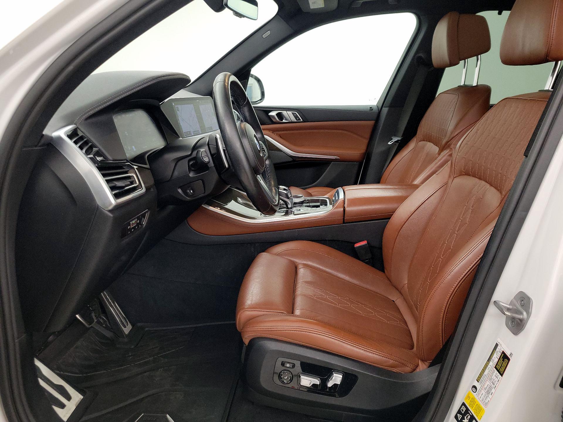 Thumbnail: 2022 BMW X5 - 11