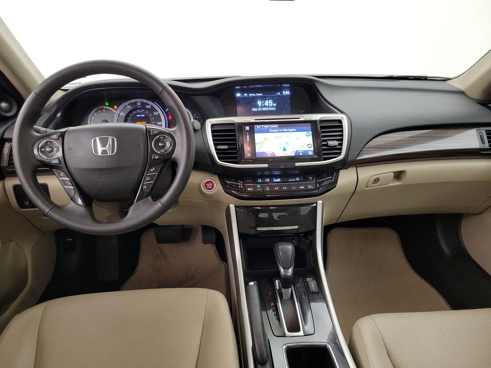 Thumbnail: 2017 Honda Accord - 9