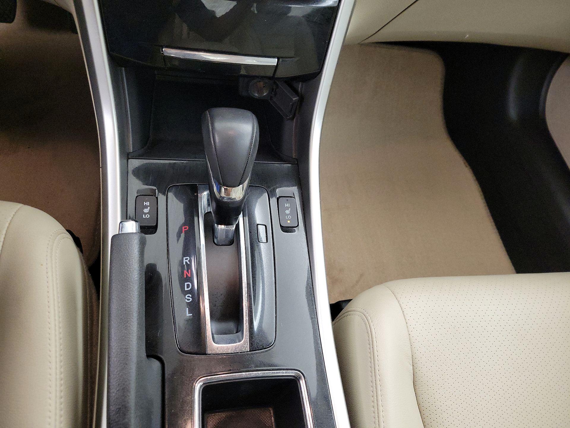 Thumbnail: 2017 Honda Accord - 18