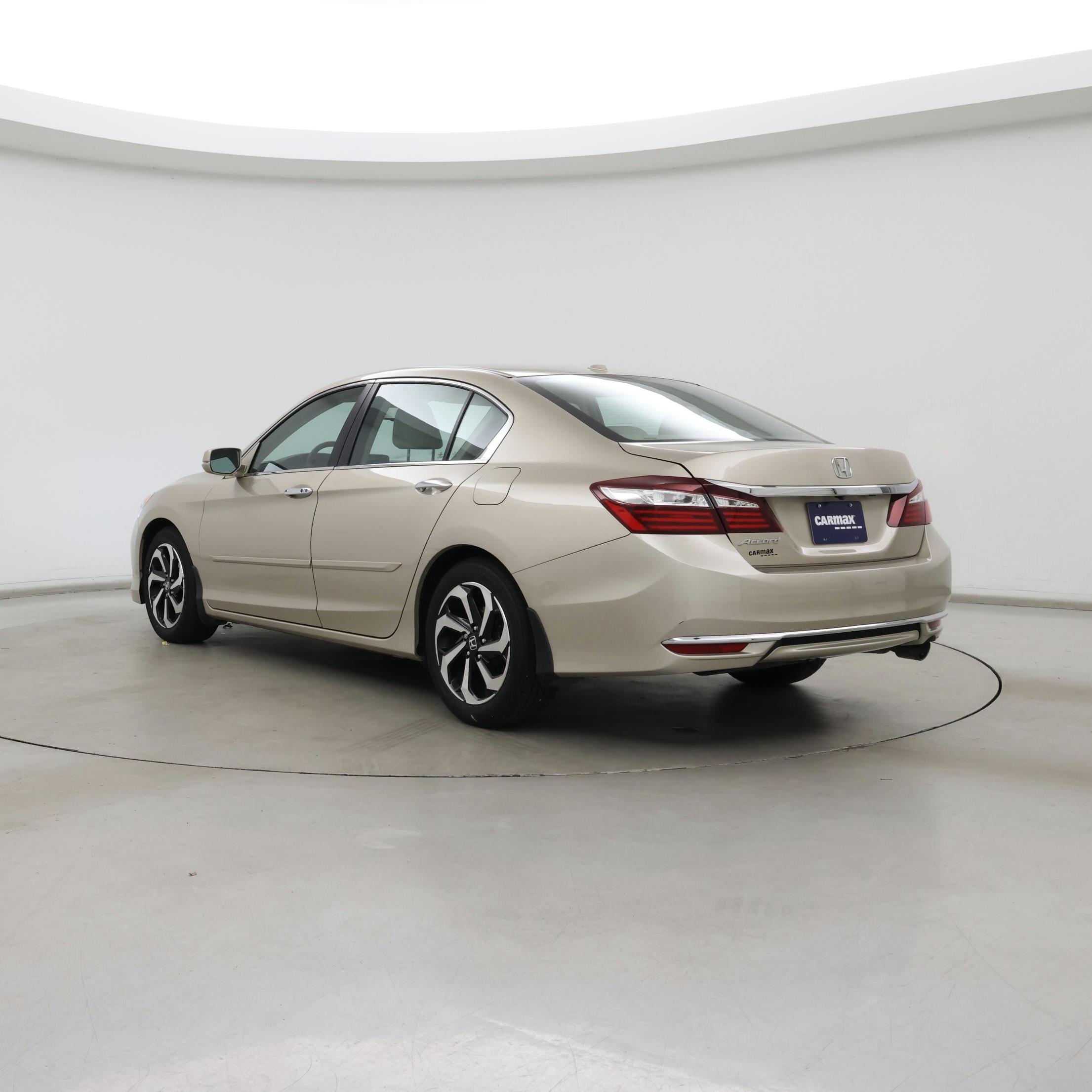 Thumbnail: 2017 Honda Accord - 2