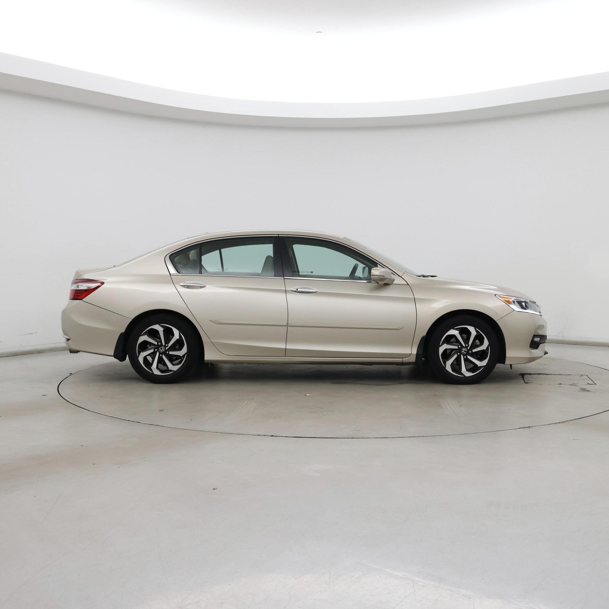 Thumbnail: 2017 Honda Accord - 7