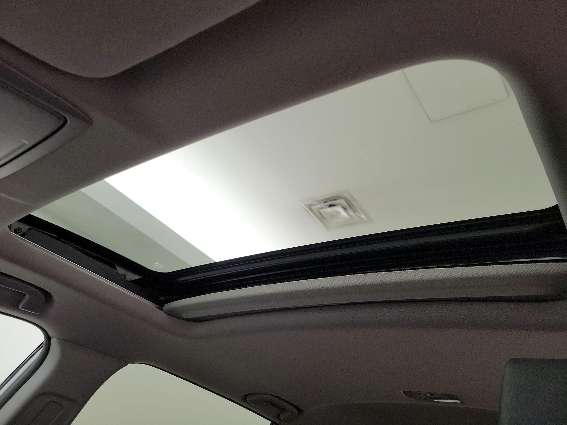 Thumbnail: 2019 Honda CR-V - 20