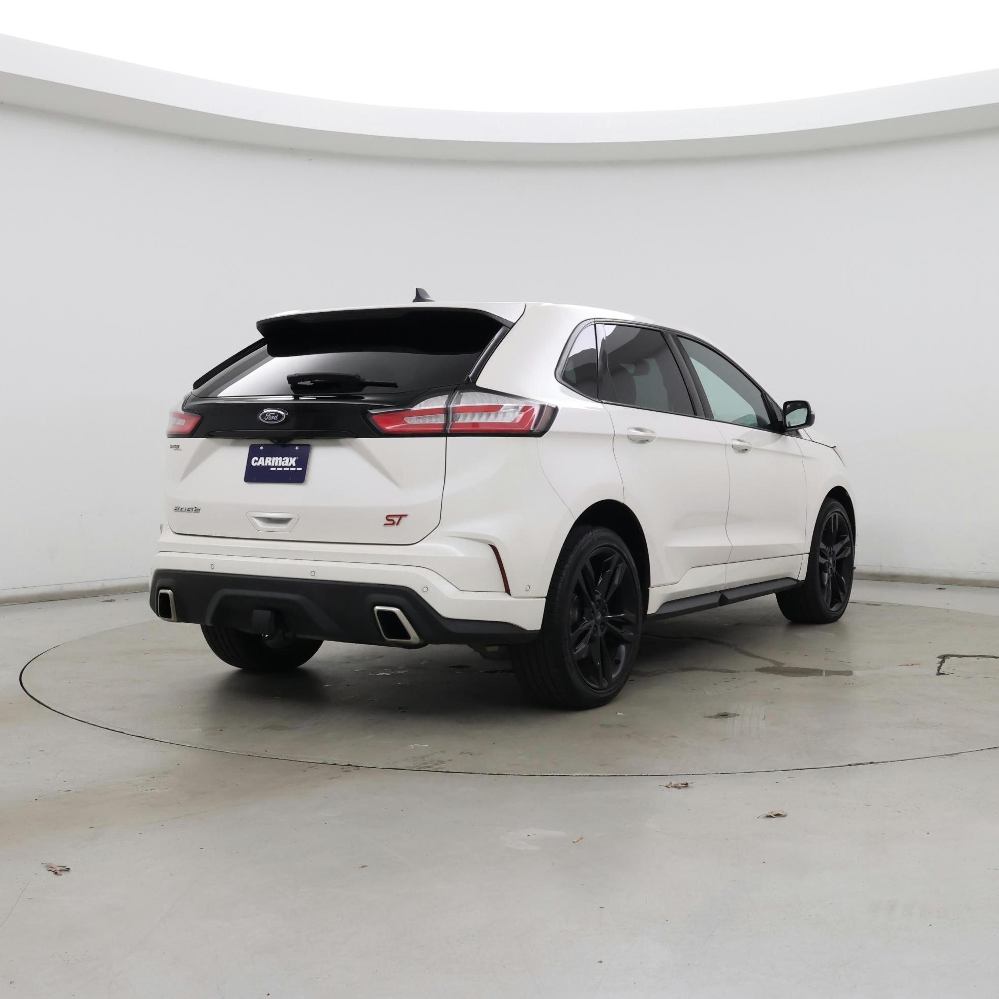 Thumbnail: 2019 Ford Edge - 8