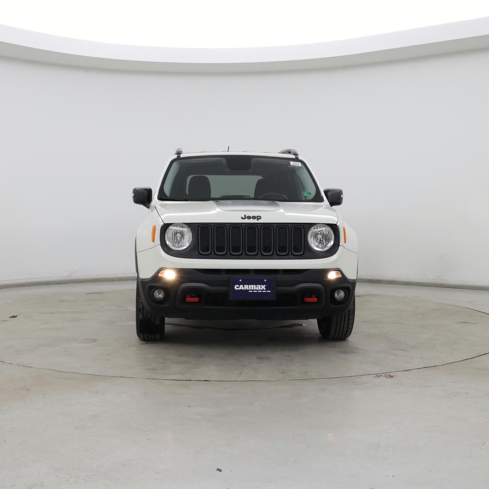 Thumbnail: 2015 Jeep Renegade - 5