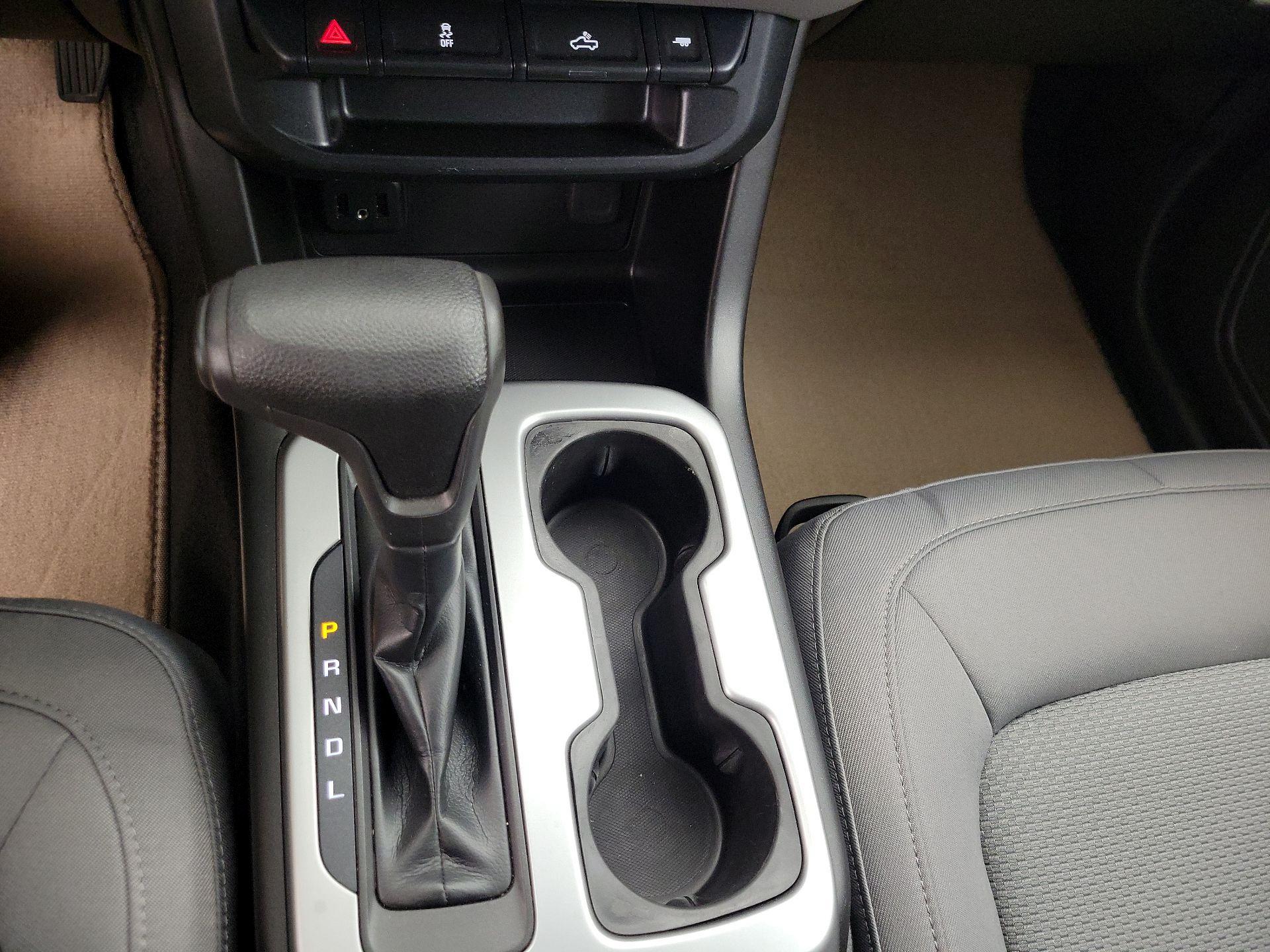 Thumbnail: 2019 Chevrolet Colorado - 17