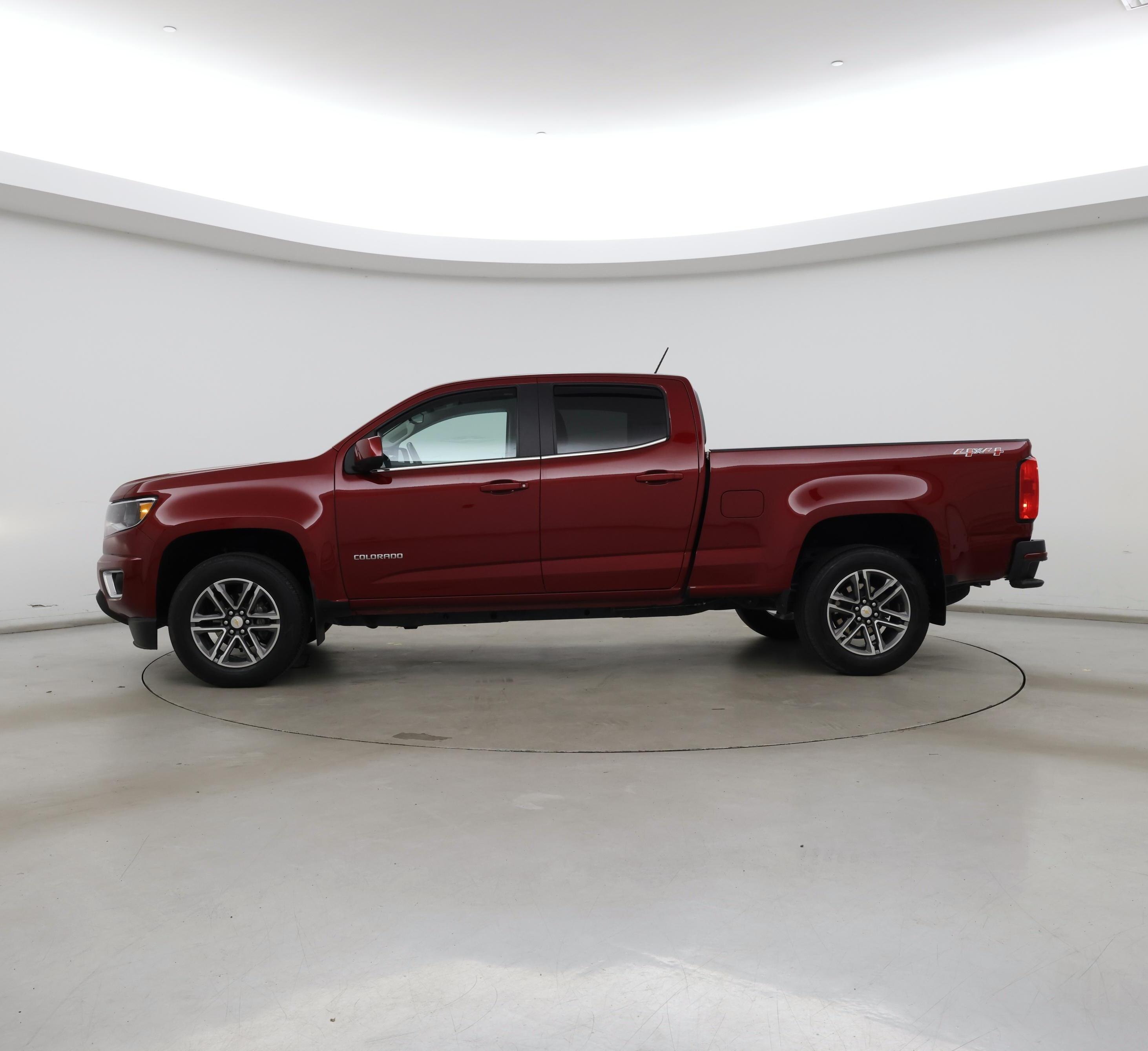 Thumbnail: 2019 Chevrolet Colorado - 3